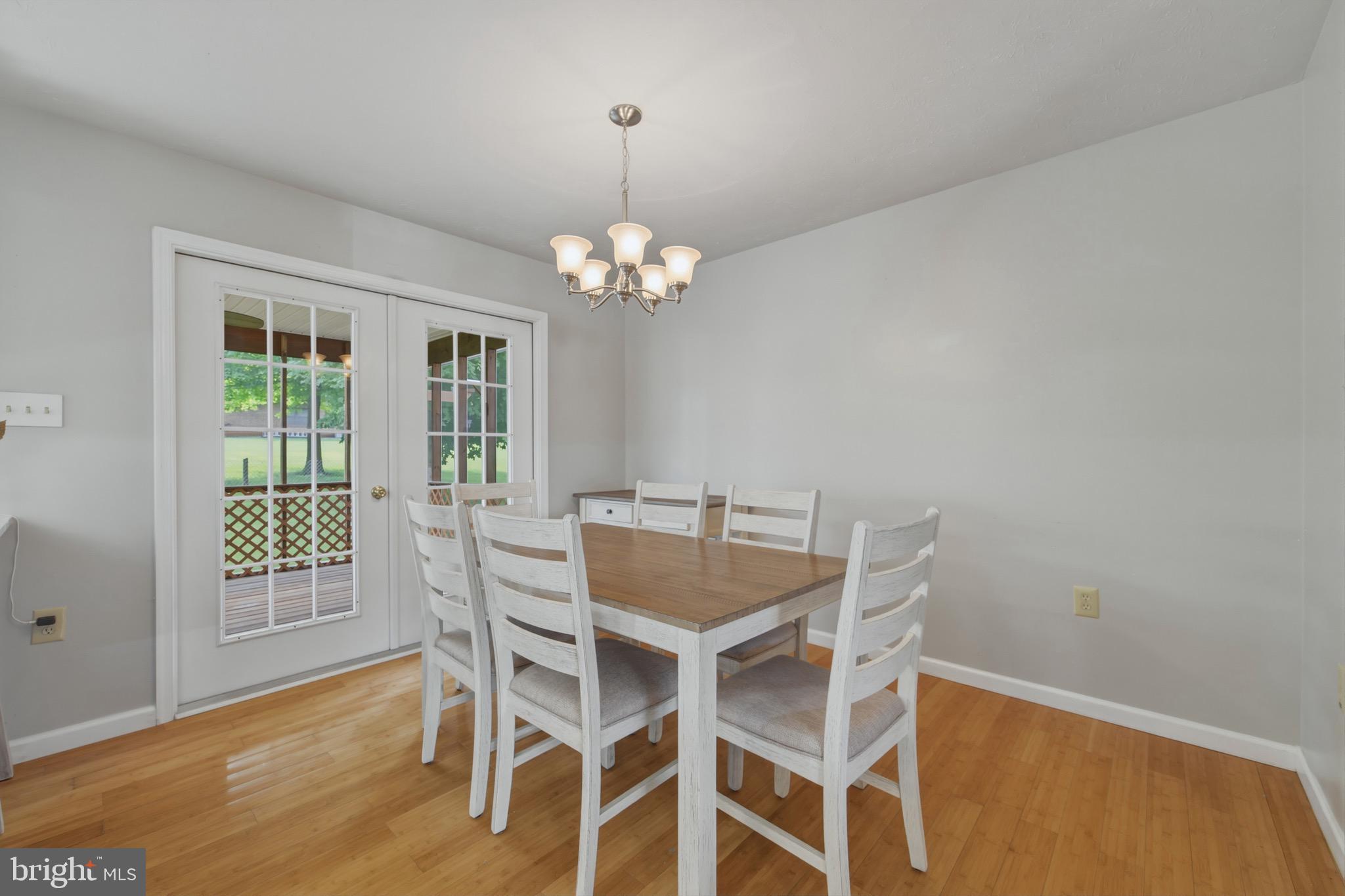 WOODLAWN ESTATES - Residential