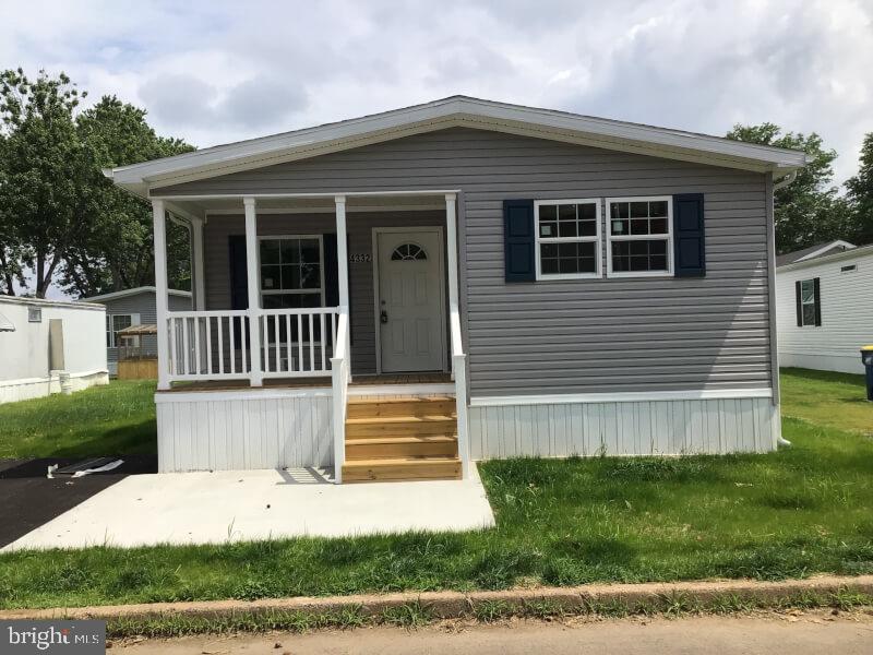 PENNWOOD CROSSING - Residential