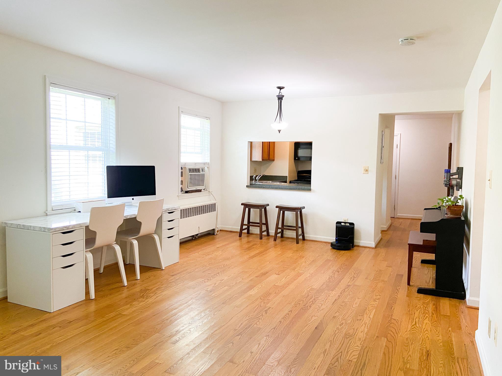 ROCK CREEK VILLAGE CONDOMINIUMS - Residential