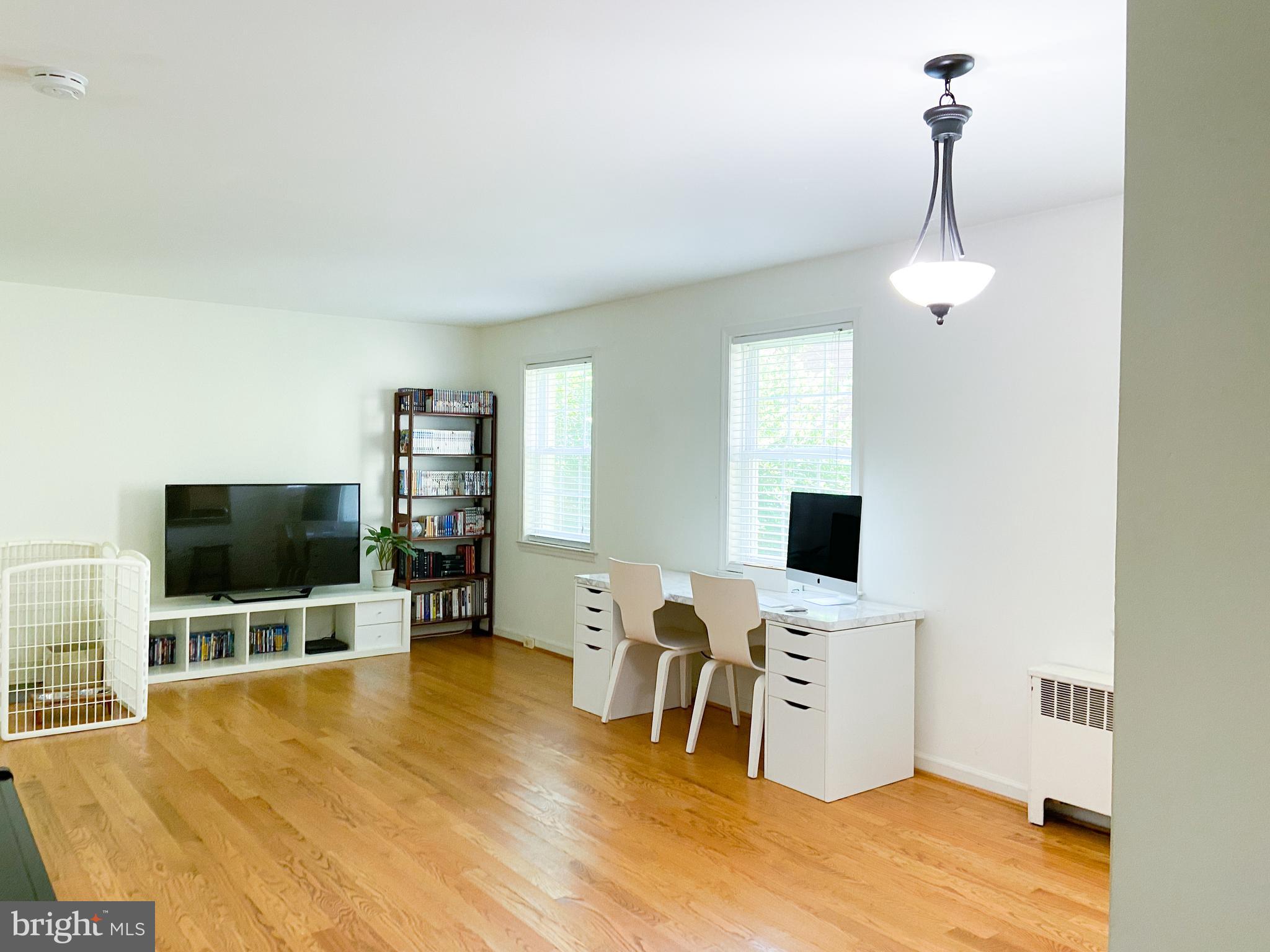 ROCK CREEK VILLAGE CONDOMINIUMS - Residential