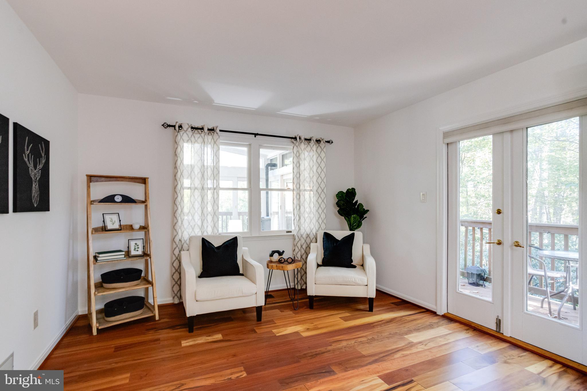 FREELAND - Residential
