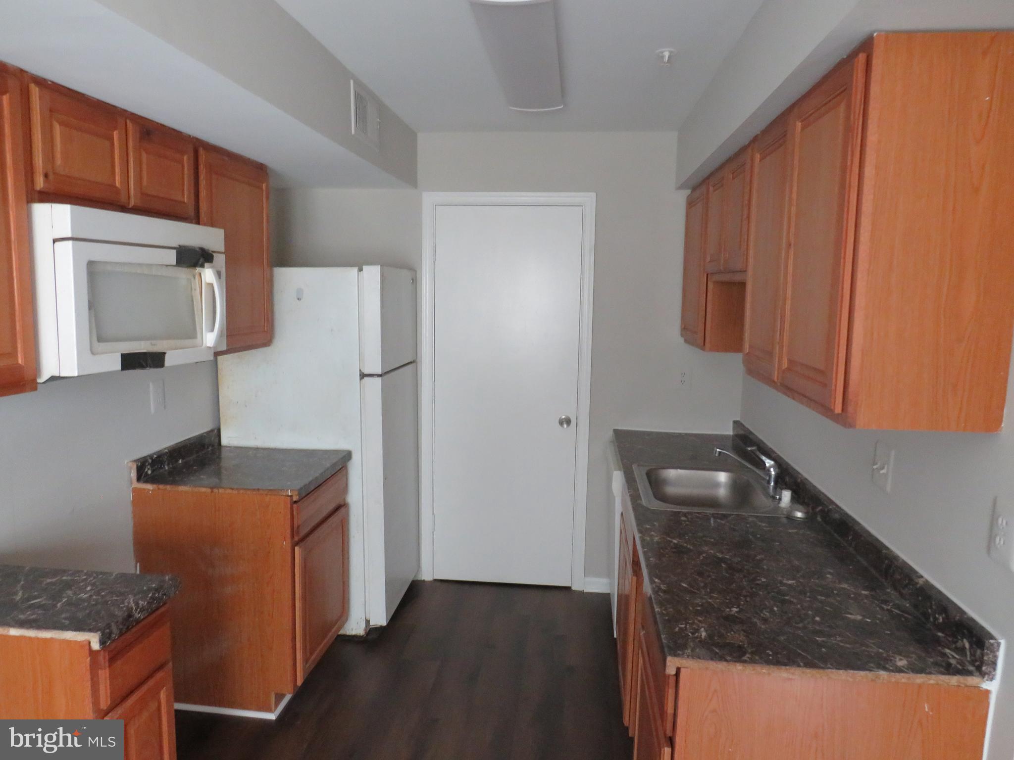 LONGMEAD CROSSING - Residential