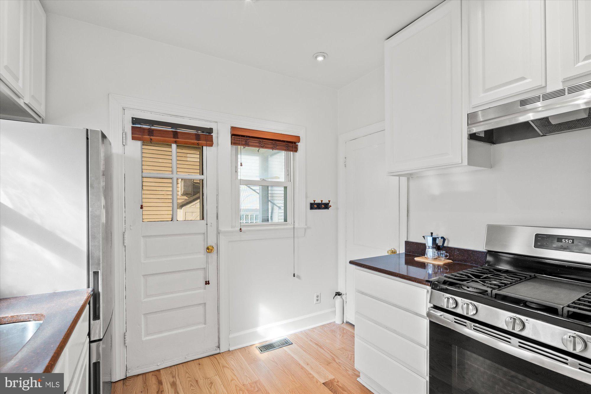 SOUTHGATE - Residential