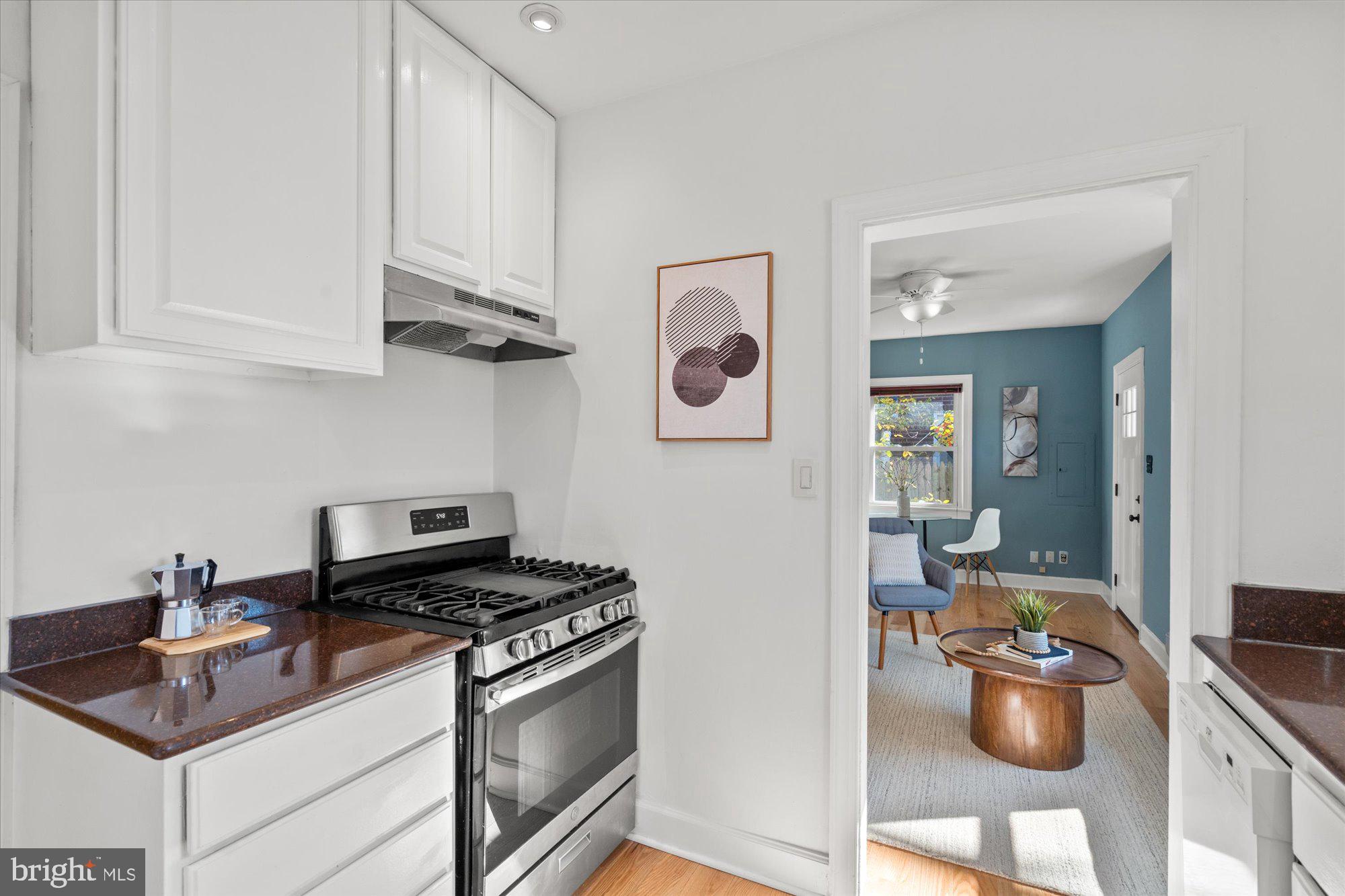 SOUTHGATE - Residential