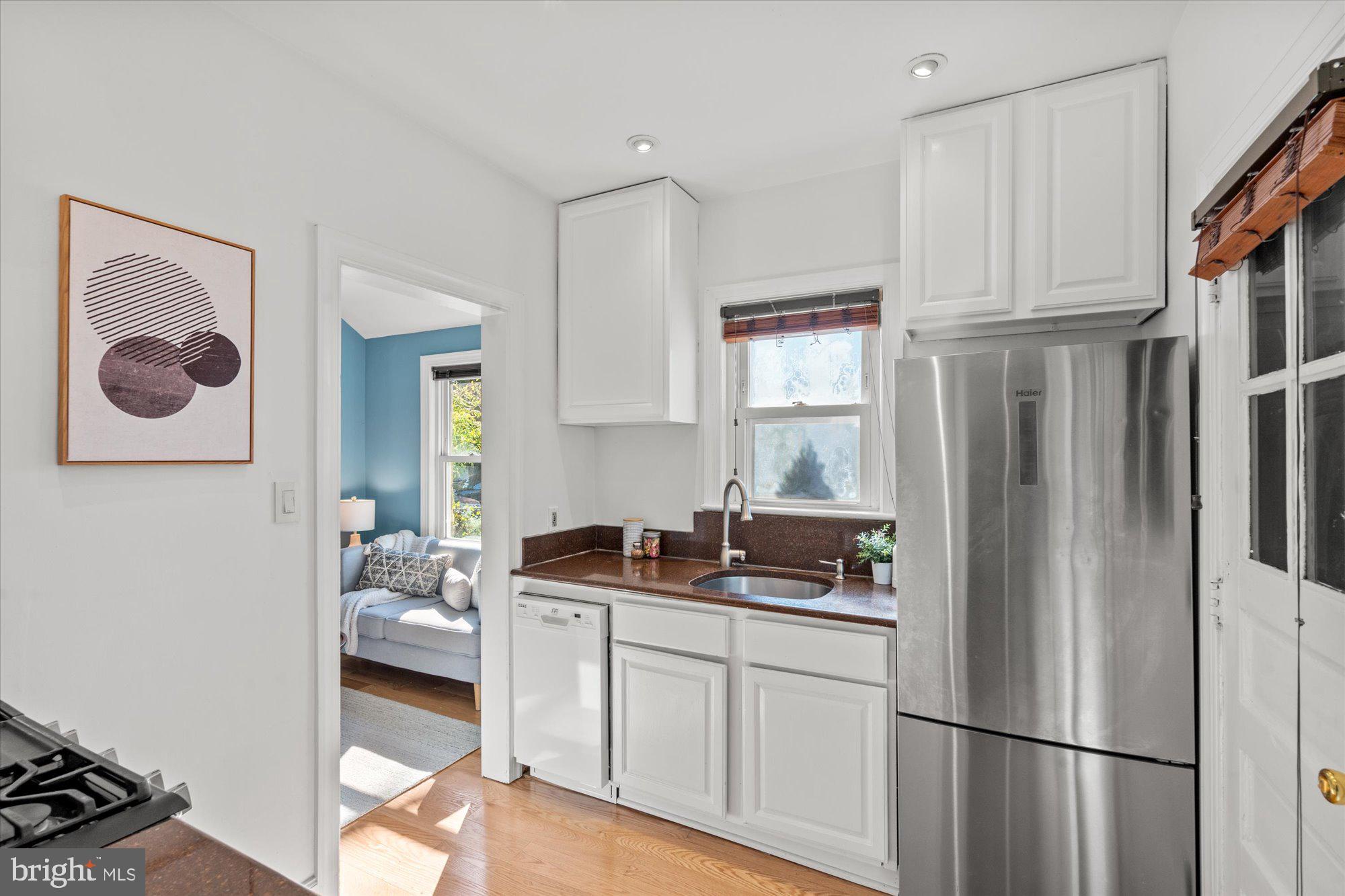 SOUTHGATE - Residential