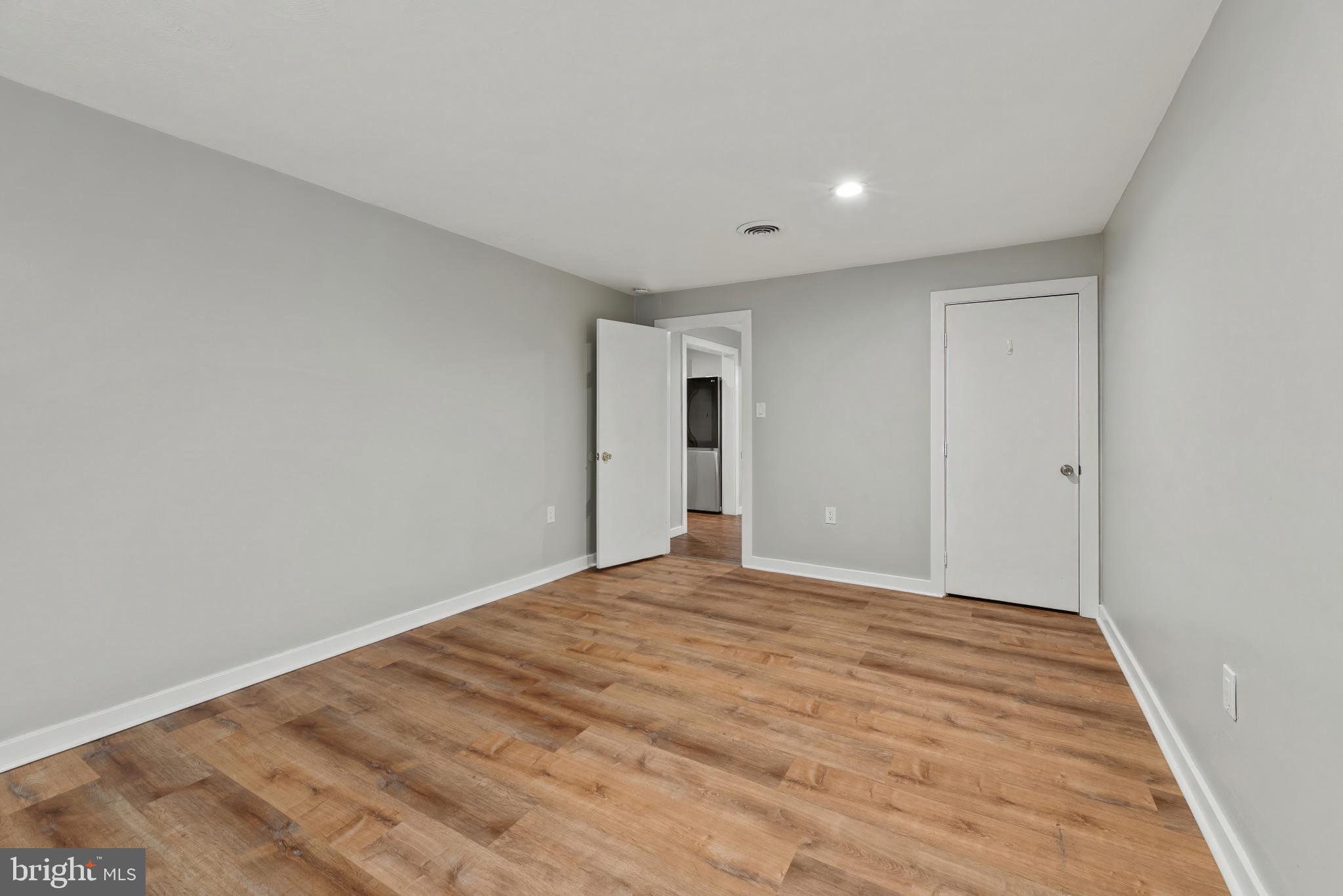 BRIGHTLEAF - Residential Lease