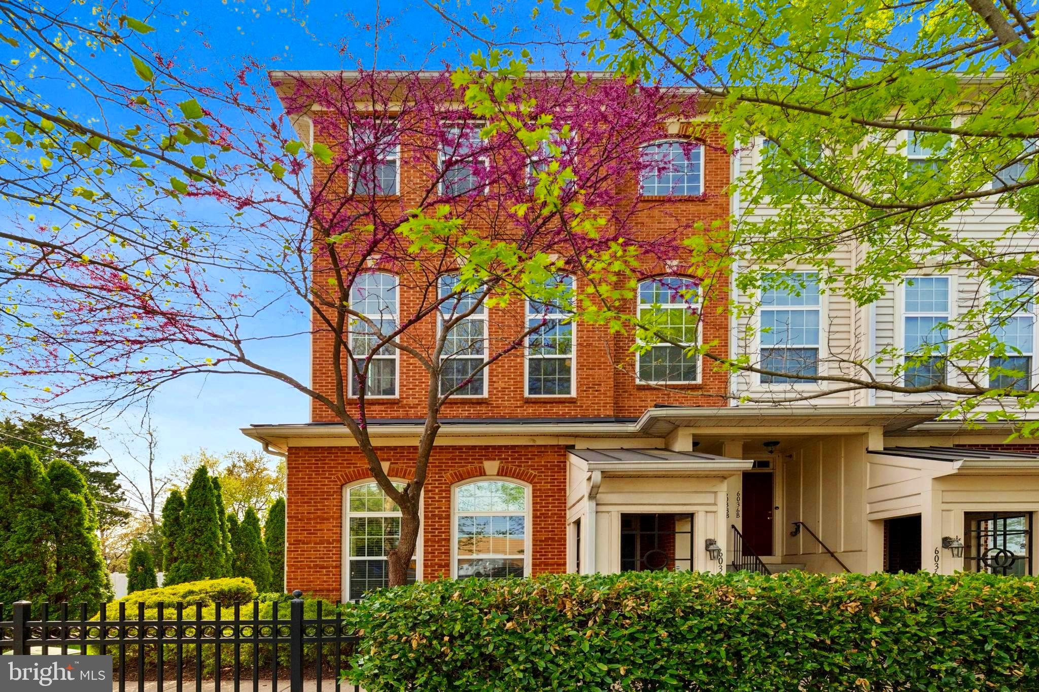 **Contract deadline Tuesday April 22 at 9pm**
THE YORKTOWN MODEL IS  FINALLY AVAILABLE!** ALL BRICK END UNIT WITH ABUNDANT NATURAL LIGHT** FRESHLY PAINTED** ENJOY COOL CROSS BREEZES THIS SUMMER—JUST OPEN THE WINDOWS AND DOORS**OPEN FLOOR PLAN DESIGNED FOR MODERN LIVING**DINING AREA WITH BUILT-IN CHINA CABINETRY.**FUNCTIONAL & ELEGANT**BONUS LANDING LEVEL—PERFECT FOR ENTERTAINING OR GAME NIGHT** PEACEFUL VIEWS OF MATURE TREESCAPE FROM EVERY WINDOW.**SPACIOUS FAMILY ROOM/LIVING ROOM WITH FIREPLACE**OPENS TO UPDATED KITCHEN**GRANITE COUNTERS, STAINLESS STEEL APPLIANCES, NEW GAS COOKTOP, DOUBLE WALL OVENS, WATER FILTER, NEW MICROWAVE,**PRIMARY SUITE WITH CUSTOM BUILT-IN CABINETRY & WALK-IN CLOSET. LUXURY EN-SUITE BATH—DUAL VANITIES, SOAKING TUB, SEPARATE SHOWER**NEW WATER HEATER**UNBEATABLE LOCATION IN THE HEART OF CENTREVILLE. NEAR TO TRADER JOE’S, WEGMANS, WALK TO LIFETIME FITNESS & CENTREVILLE LIBRARY. QUICK ACCESS TO ROUTES 28, 29 & I-66**BEAUTIFULLY MAINTAINED**MOVE-IN READY END-UNIT GEM**DON’T MISS THIS ONE—SCHEDULE YOUR TOUR TODAY!