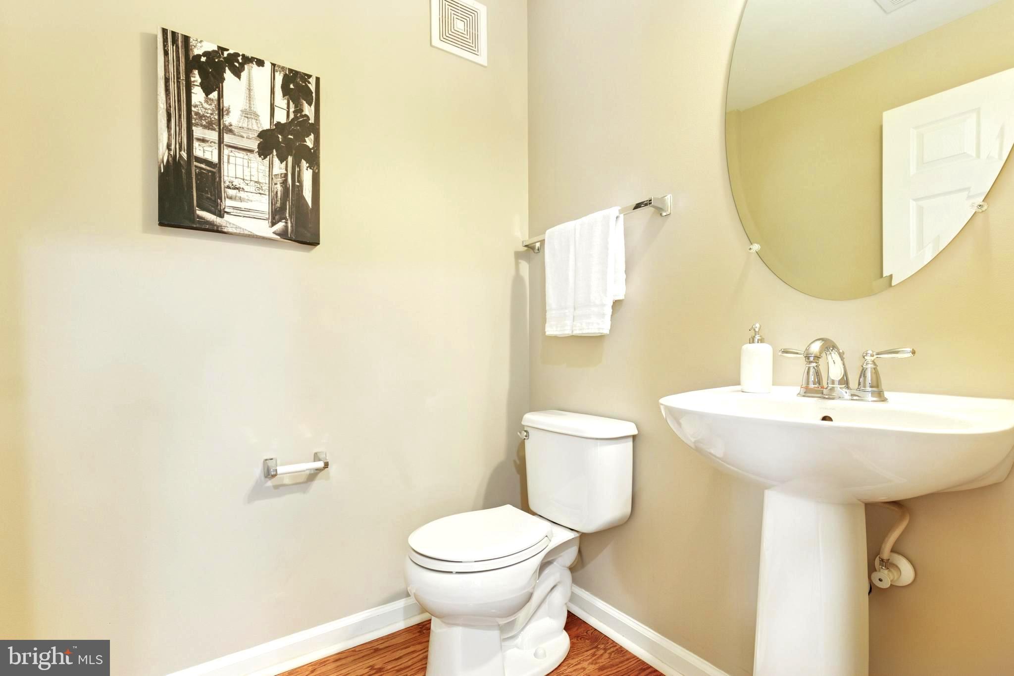 CENTREVILLE CROSSING - Residential