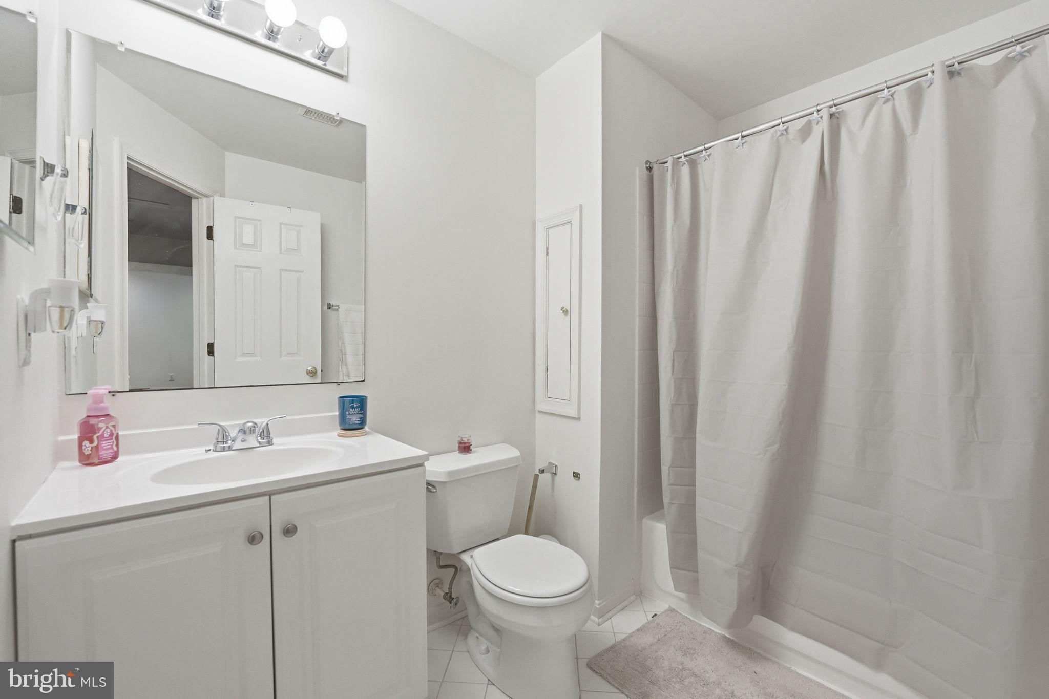 HIGHGROVE ESTATES - Residential