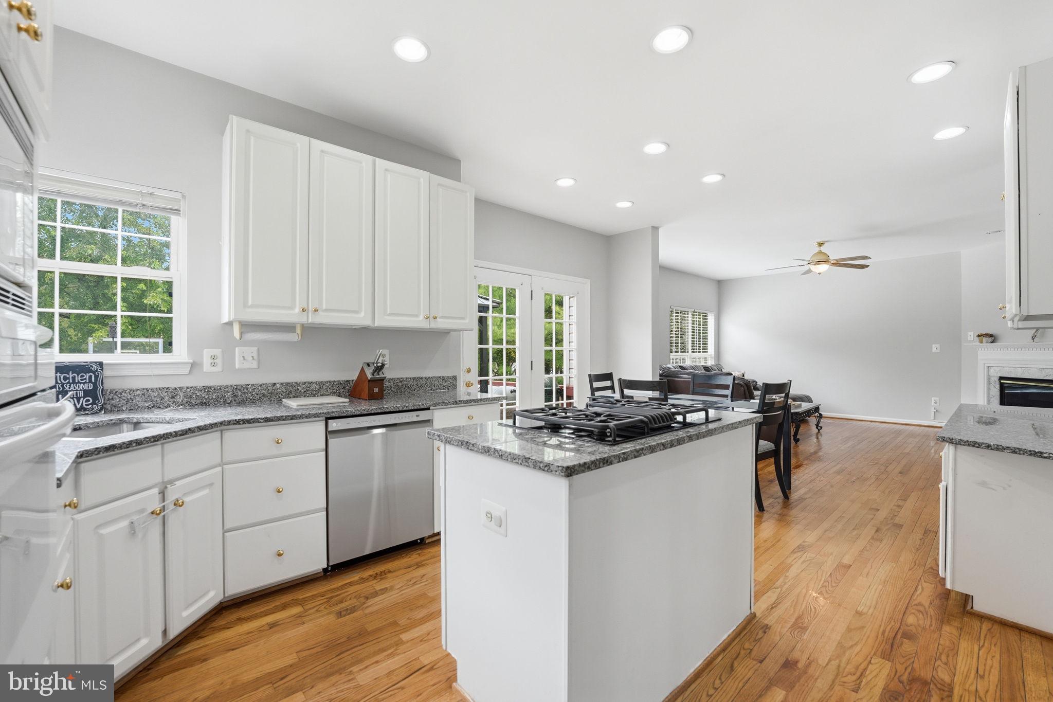 HIGHGROVE ESTATES - Residential