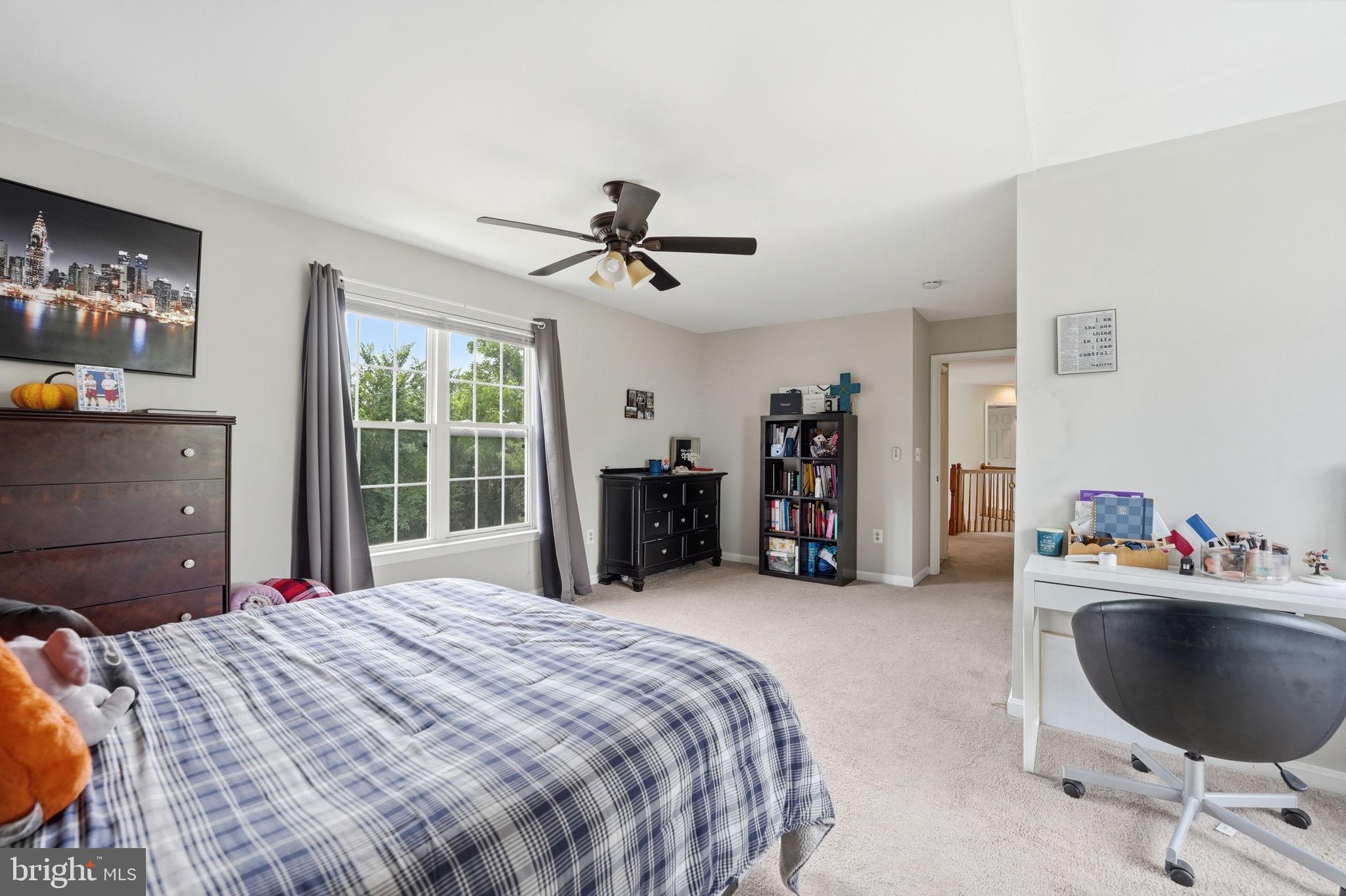 HIGHGROVE ESTATES - Residential