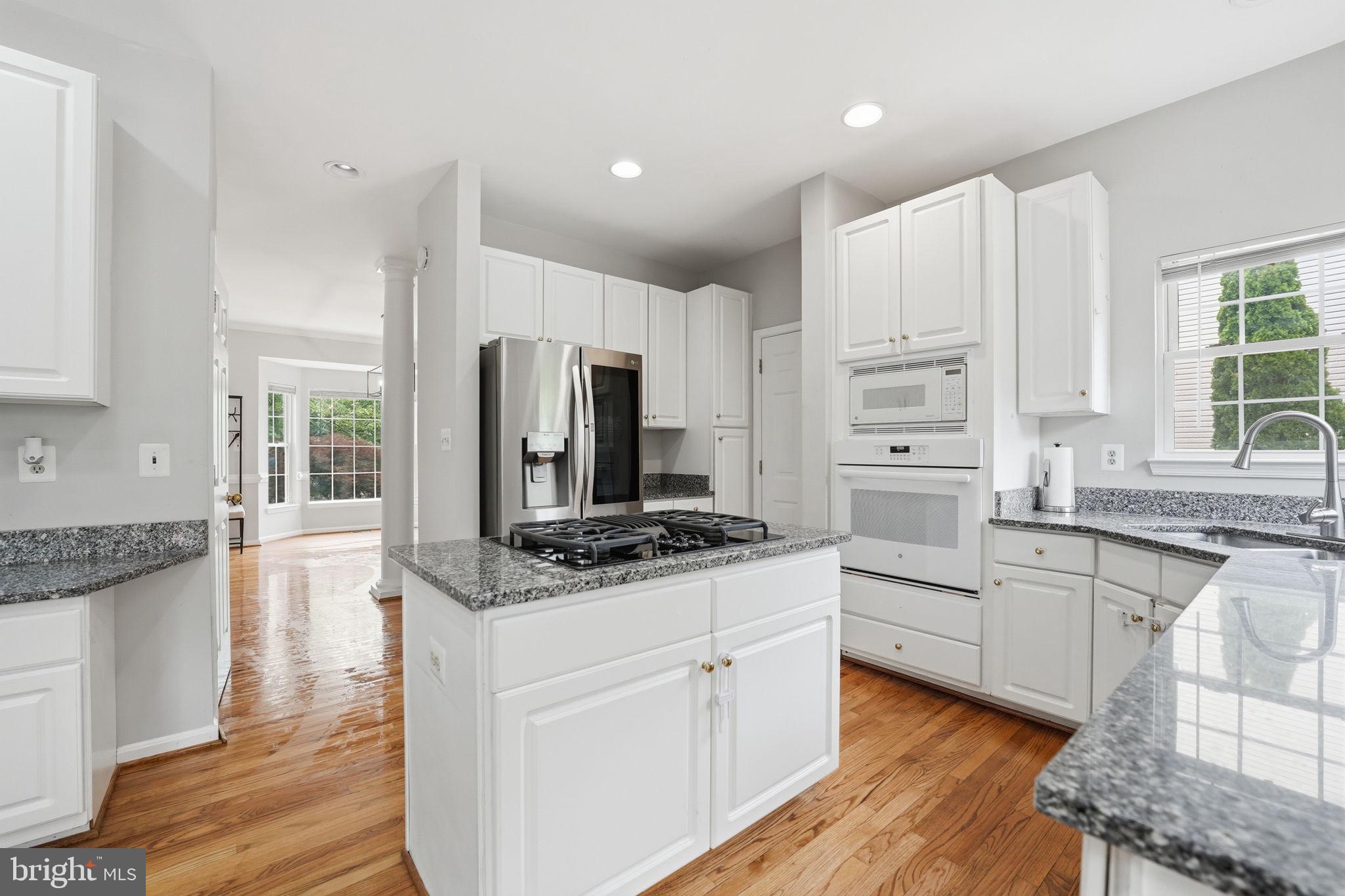 HIGHGROVE ESTATES - Residential