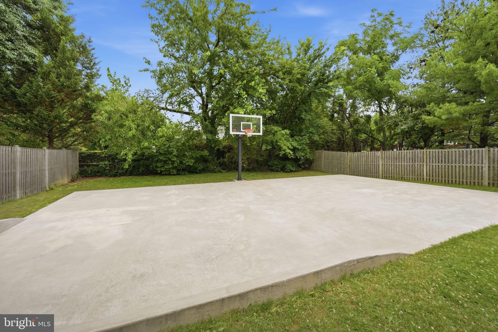 HIGHGROVE ESTATES - Residential