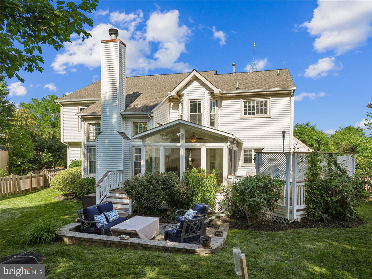 ASHBURN VILLAGE - Residential