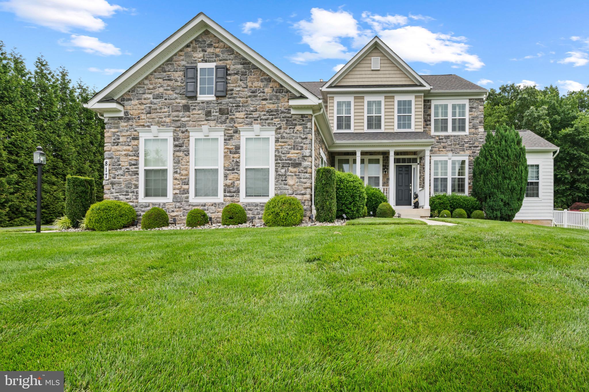 FIELDSTONE - Residential