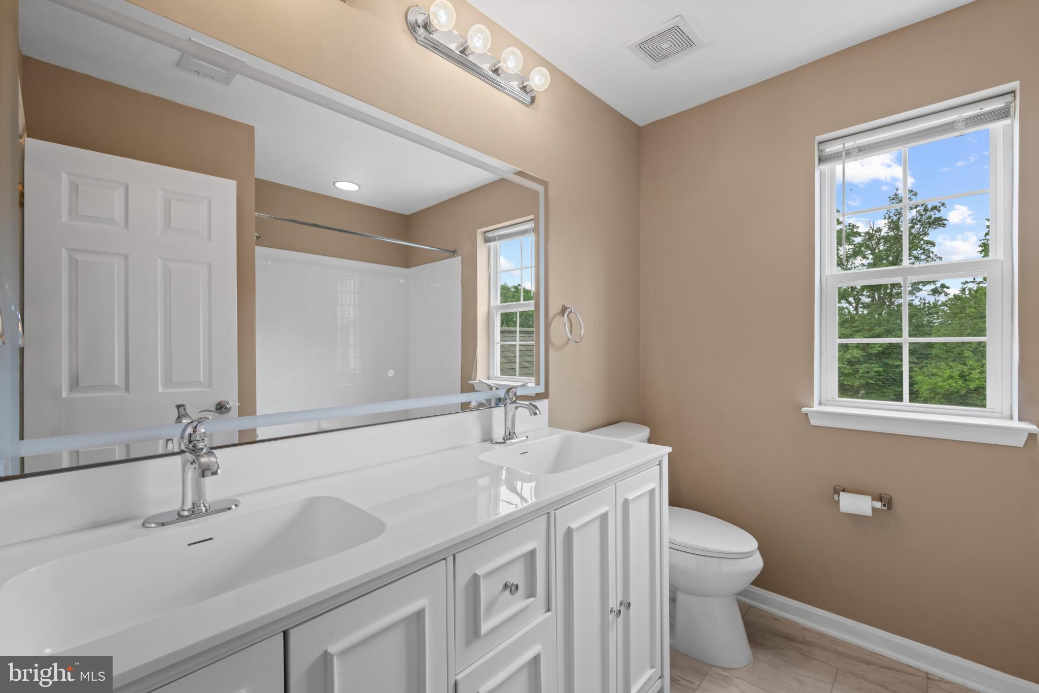 FIELDSTONE - Residential