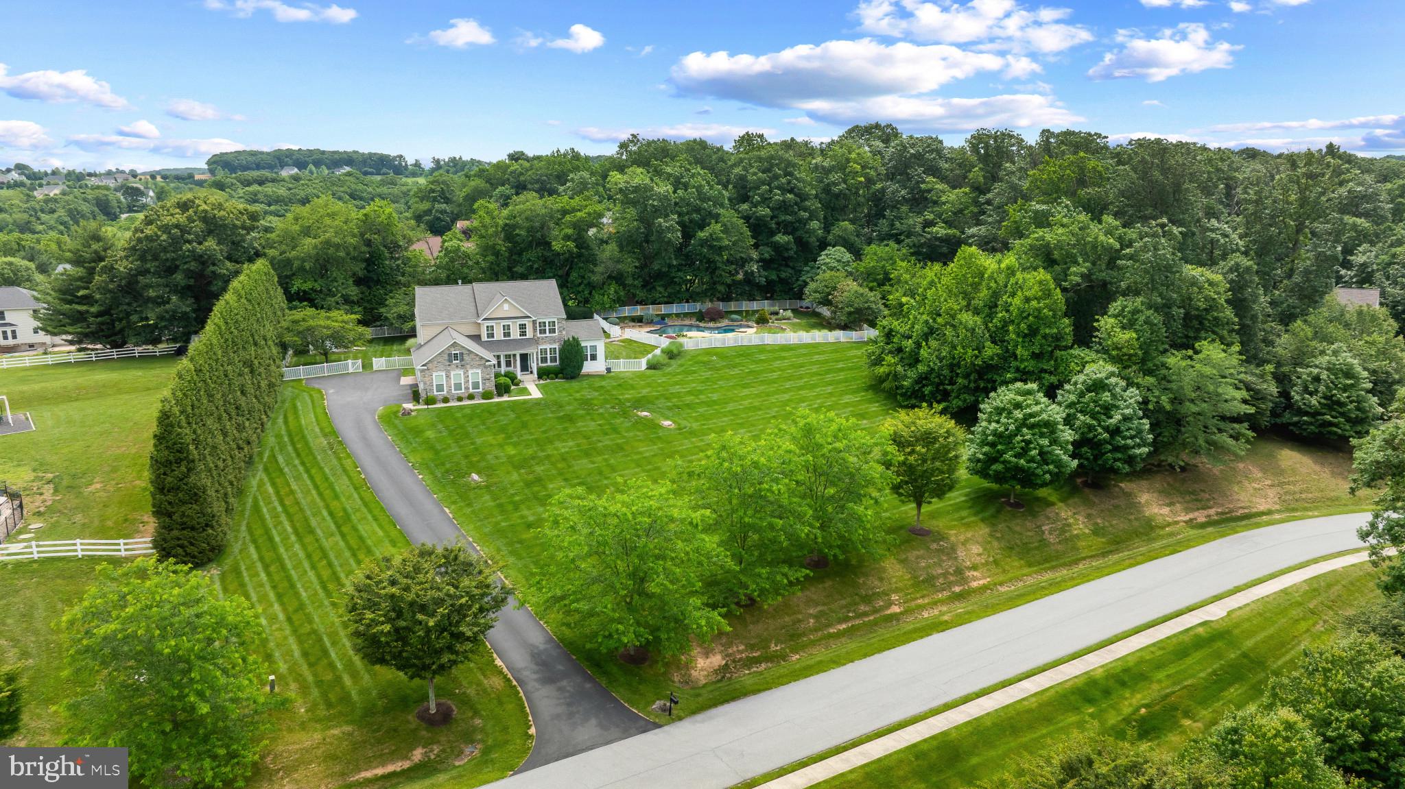 FIELDSTONE - Residential