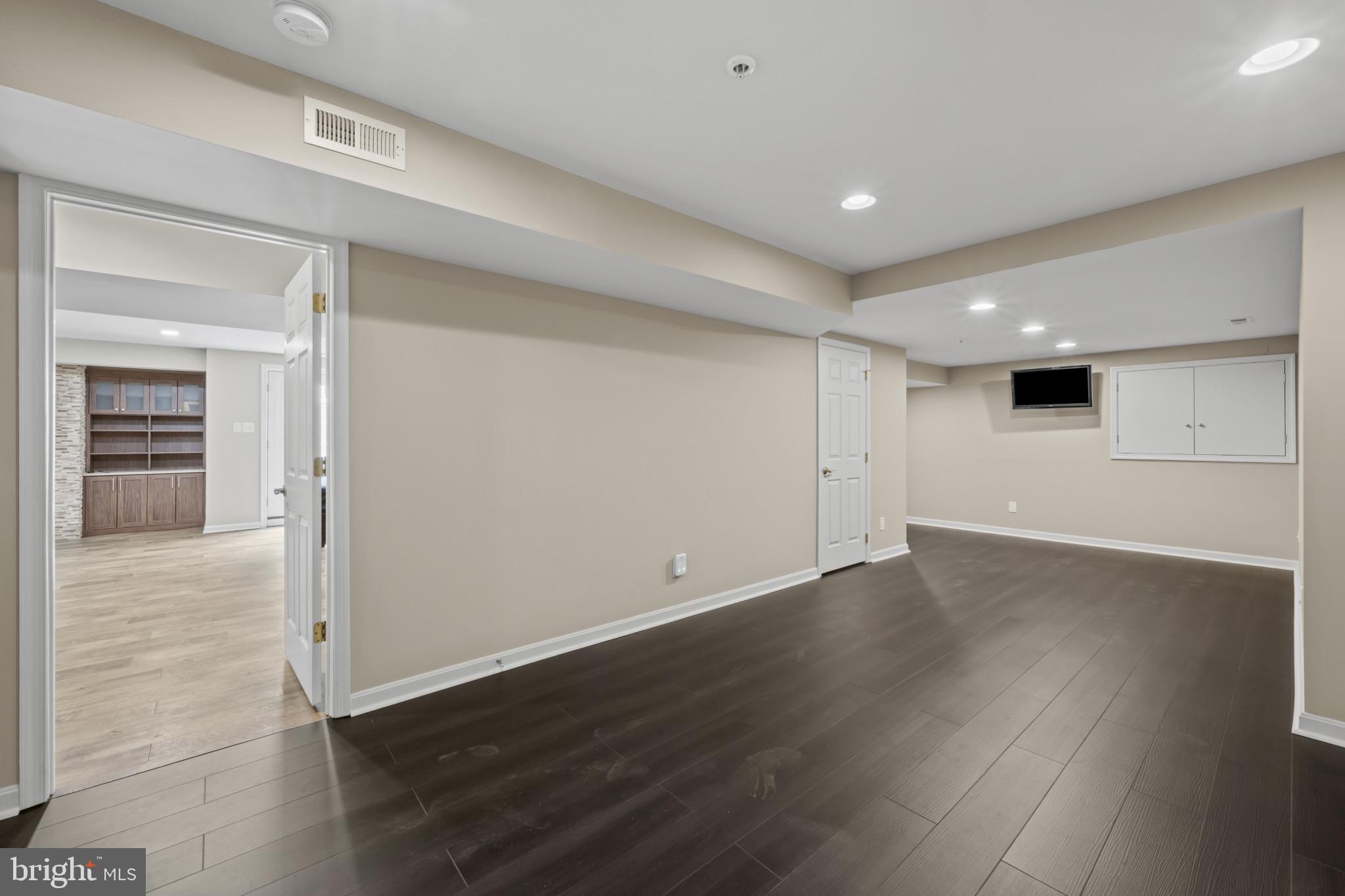 FIELDSTONE - Residential