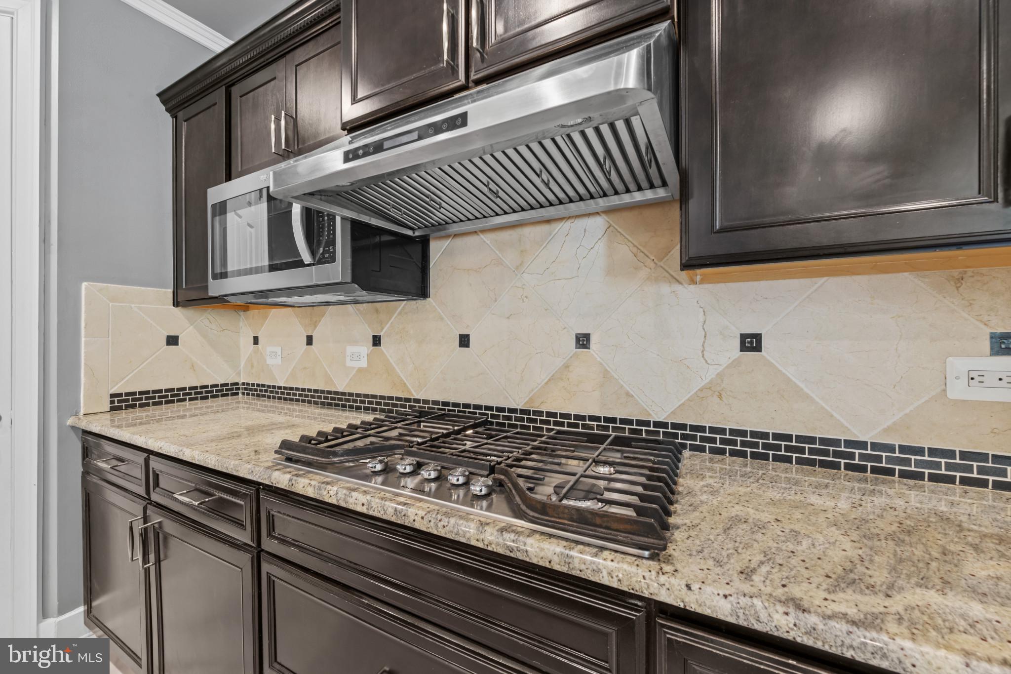 FIELDSTONE - Residential