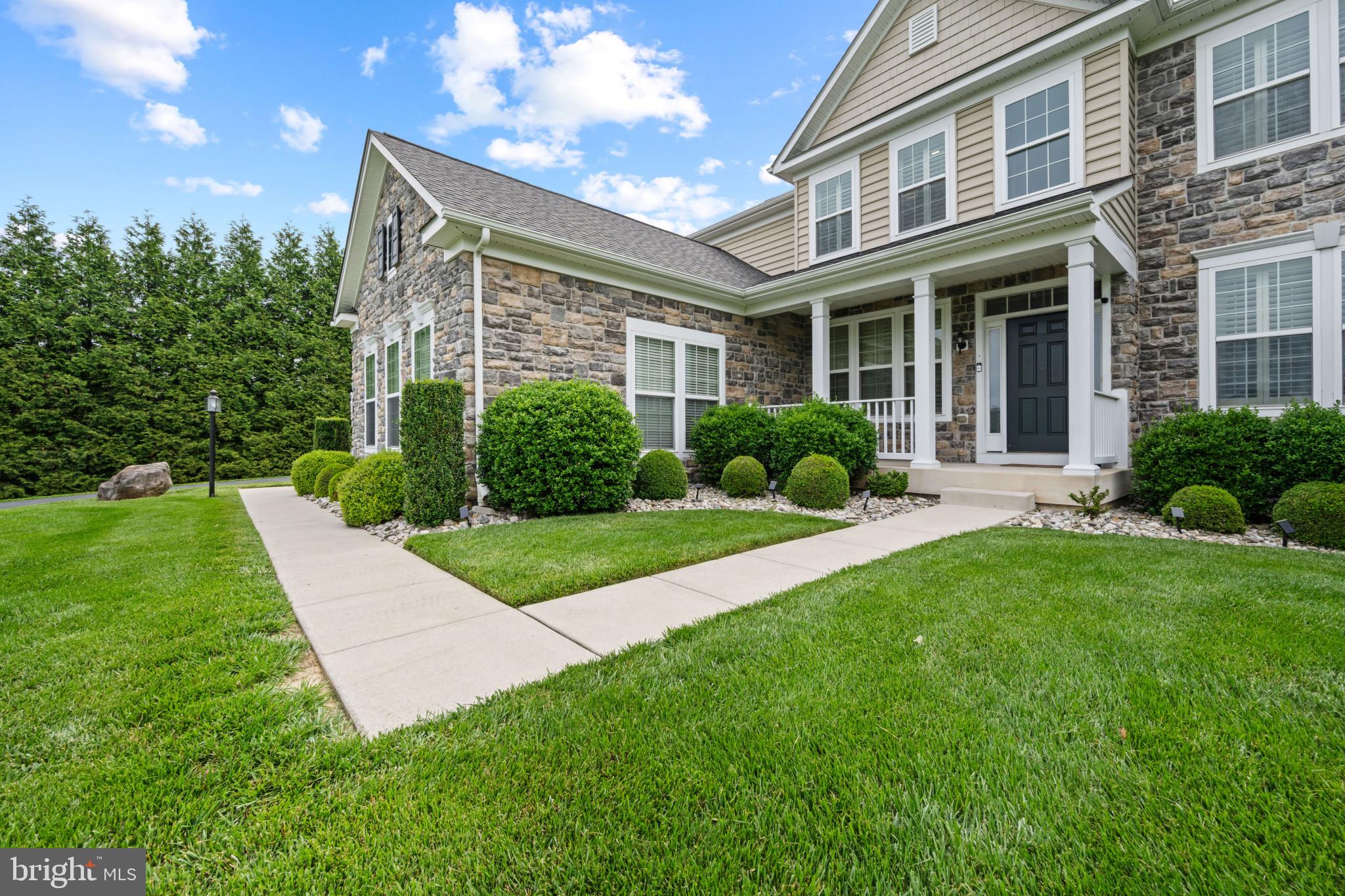FIELDSTONE - Residential