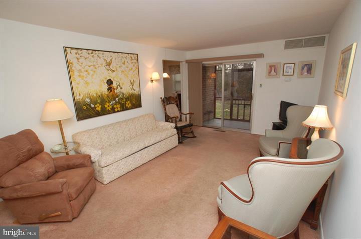 HAMPTON CROSSING - Residential