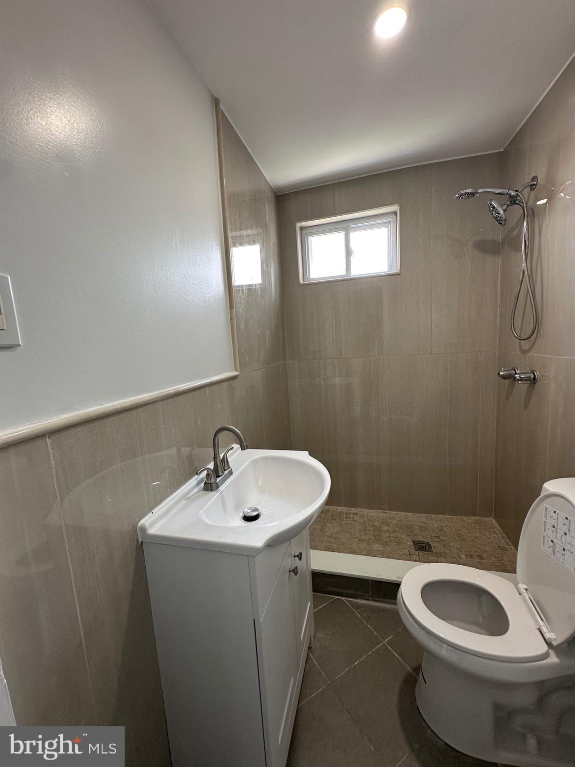 FRANKFORD - Residential