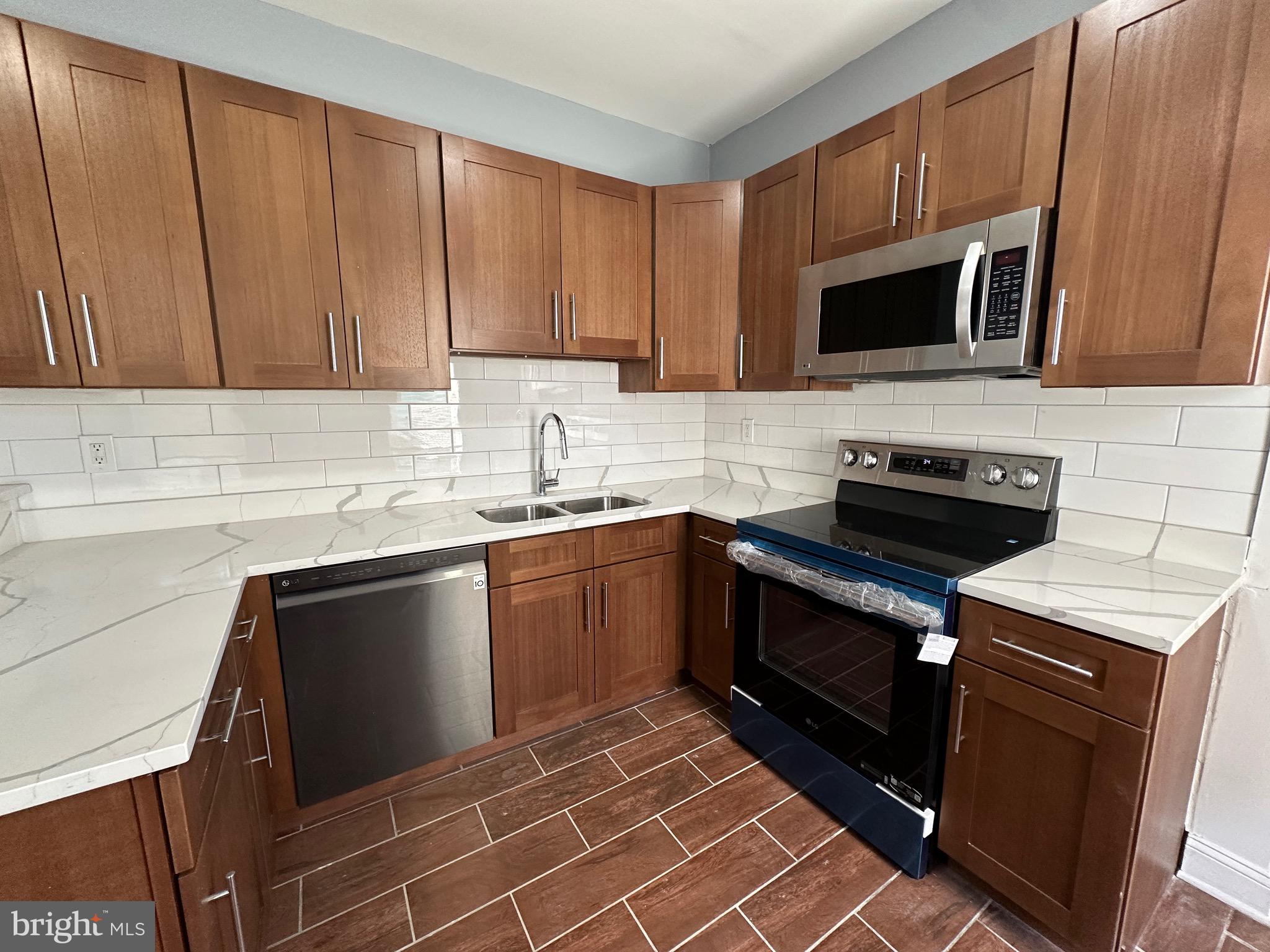 FRANKFORD - Residential