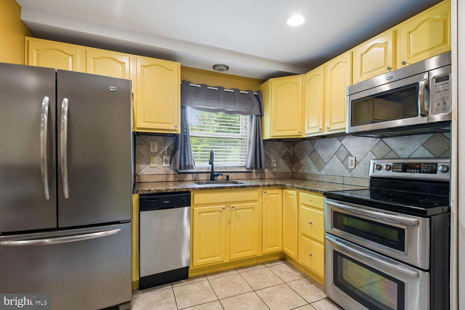 DEERFIELD - Residential