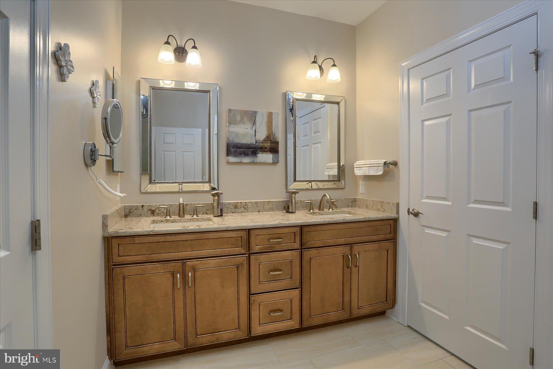 TRADITIONS OF AMERICA AT SILVER SPRING - Residential