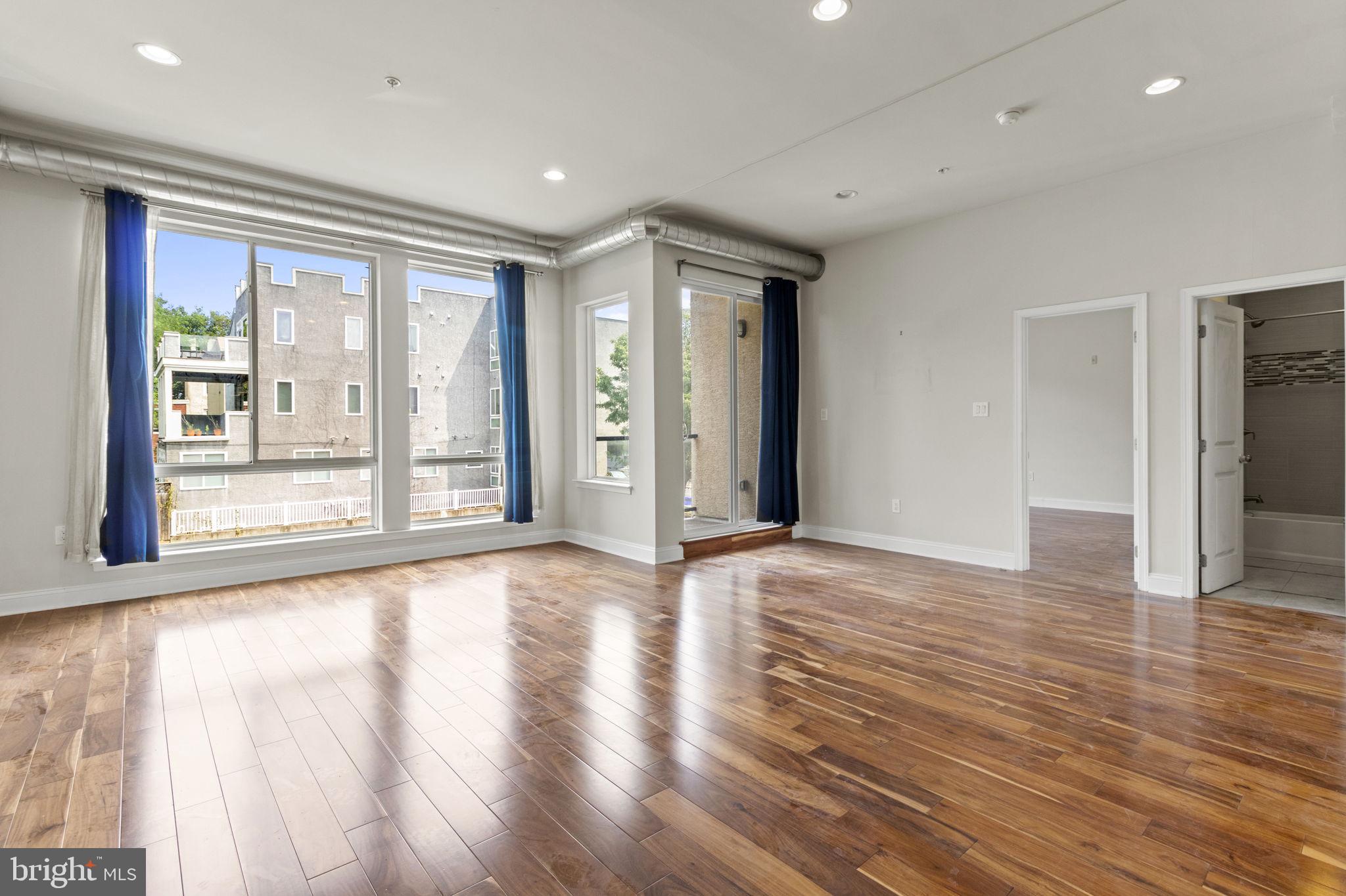 SPRING ARTS - Residential Lease