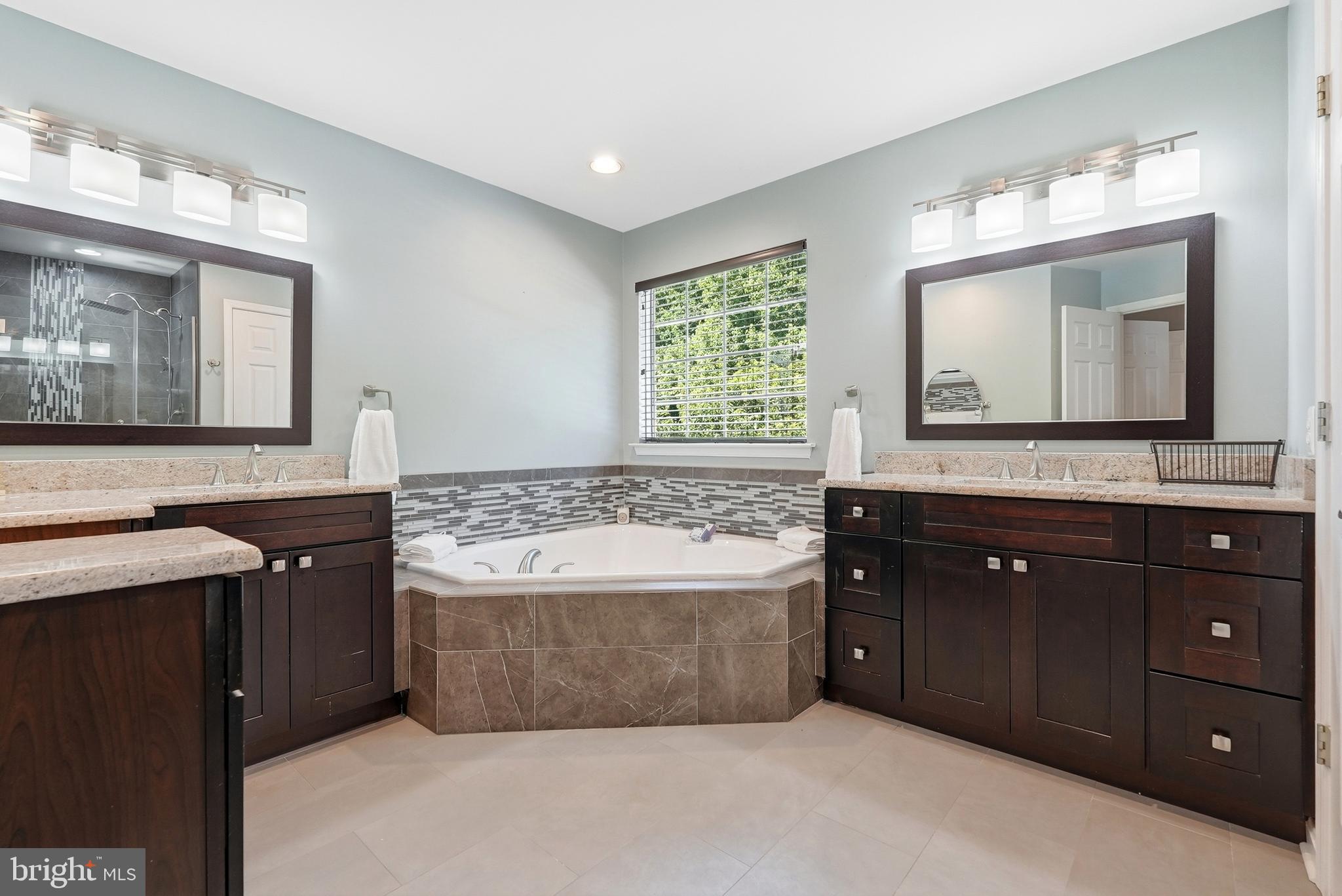 QUAIL MEADOW - Residential