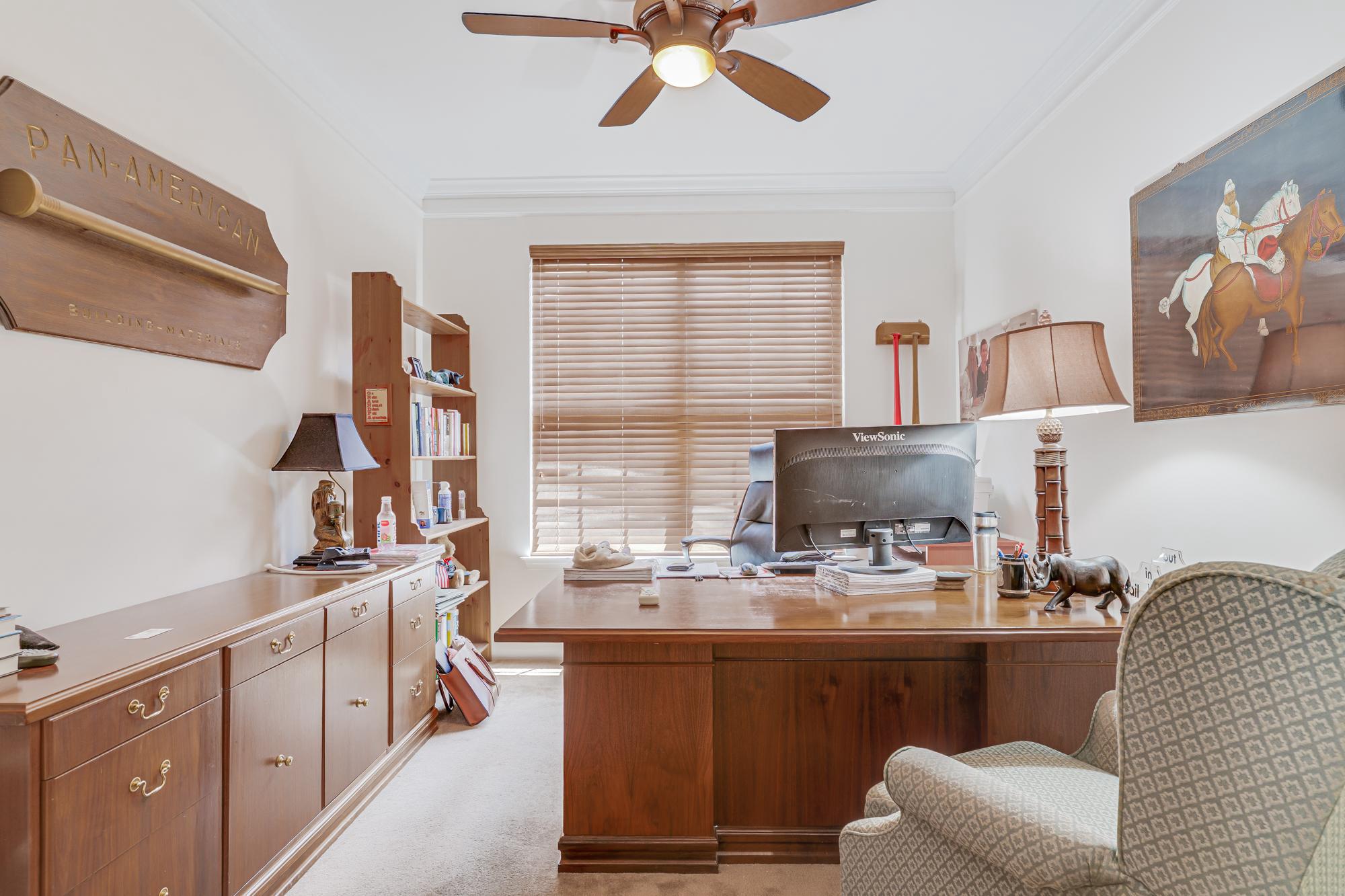 HERITAGE CR ESTS - Residential