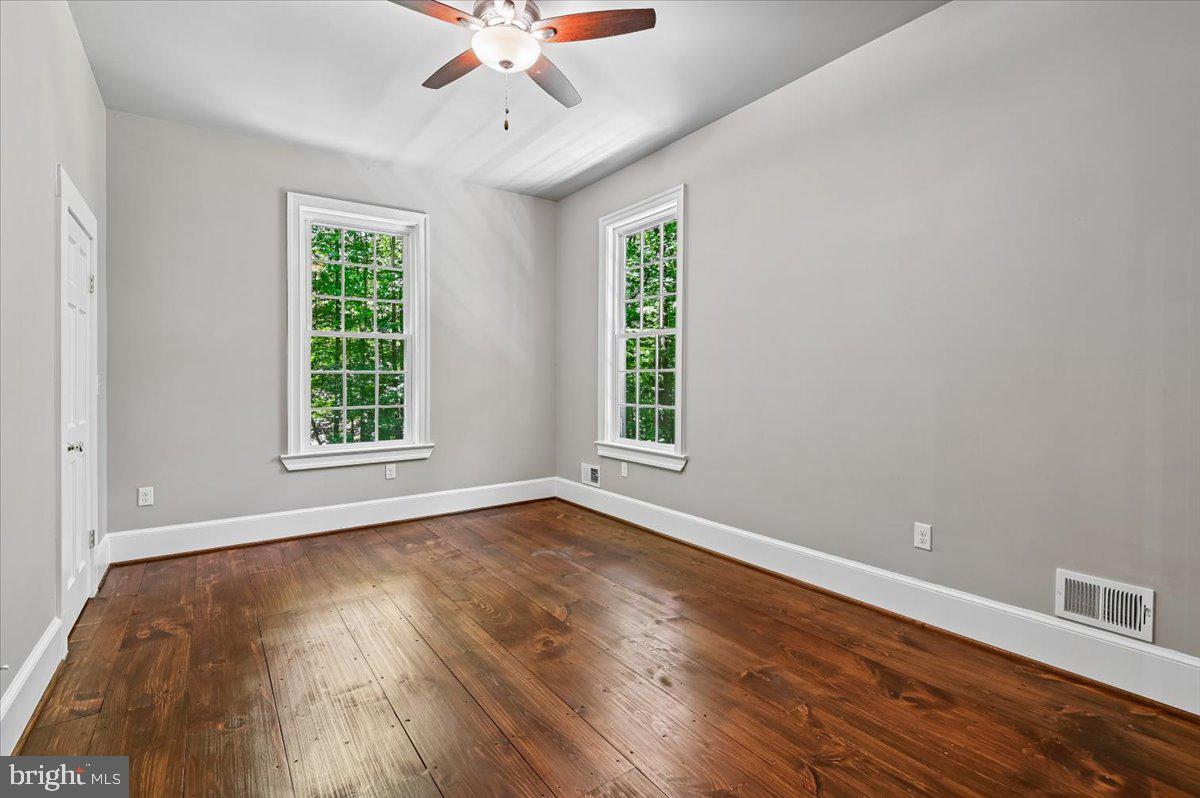 SIMPSON WOODS - Residential