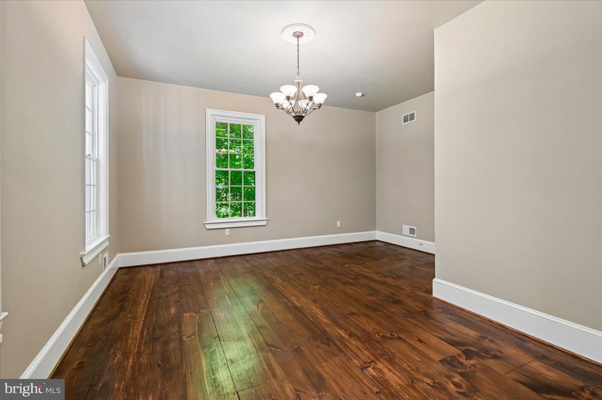SIMPSON WOODS - Residential