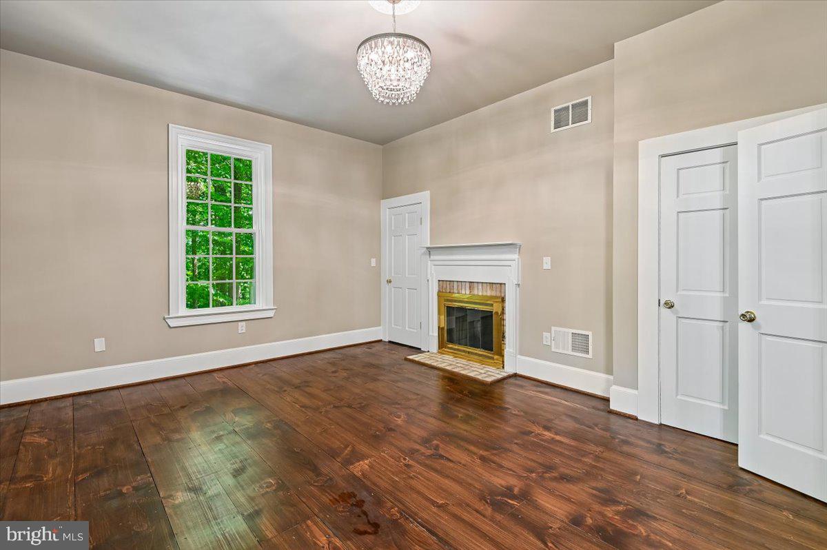 SIMPSON WOODS - Residential