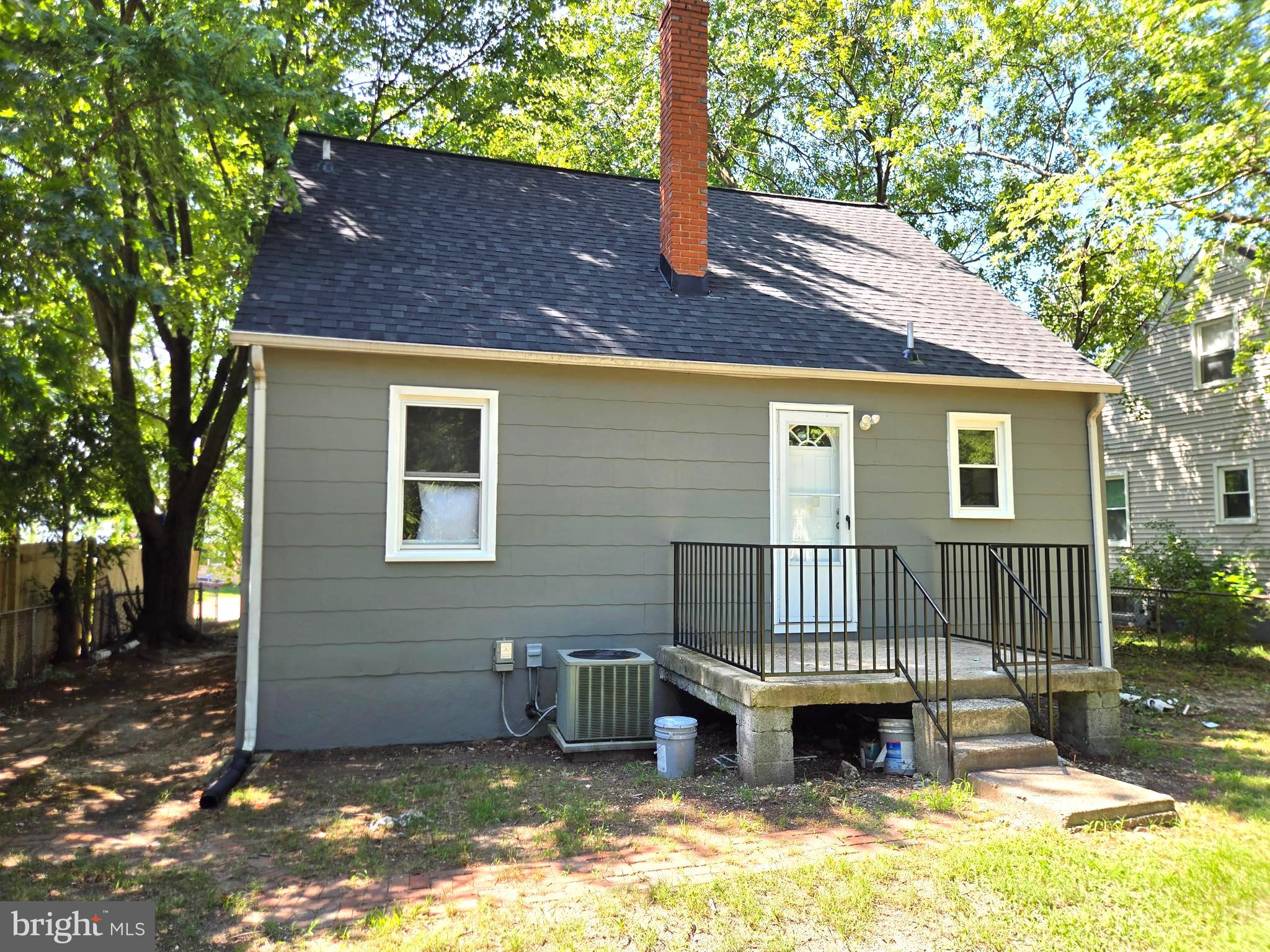 DISTRICT HEIGHTS - Residential