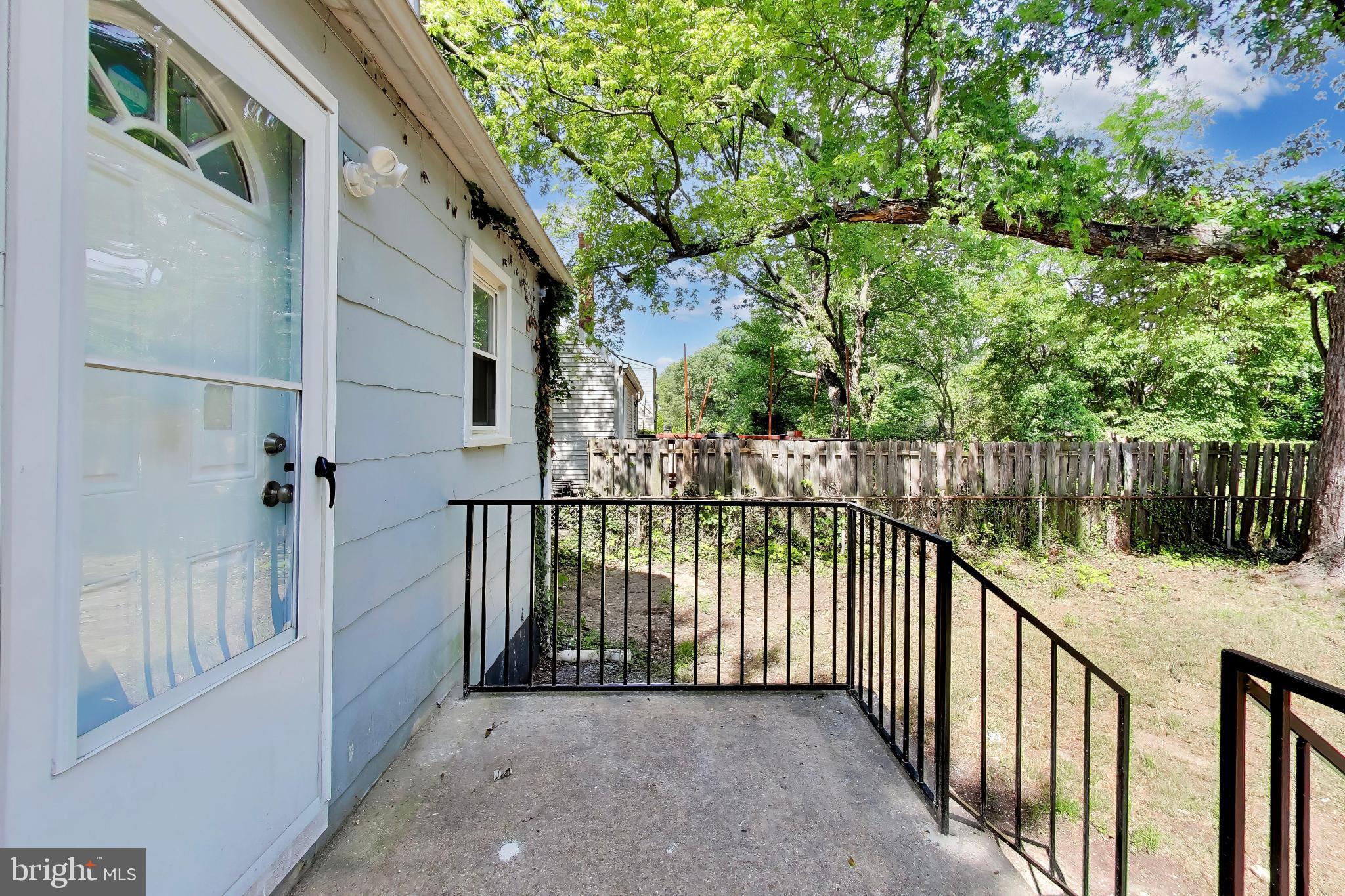 DISTRICT HEIGHTS - Residential