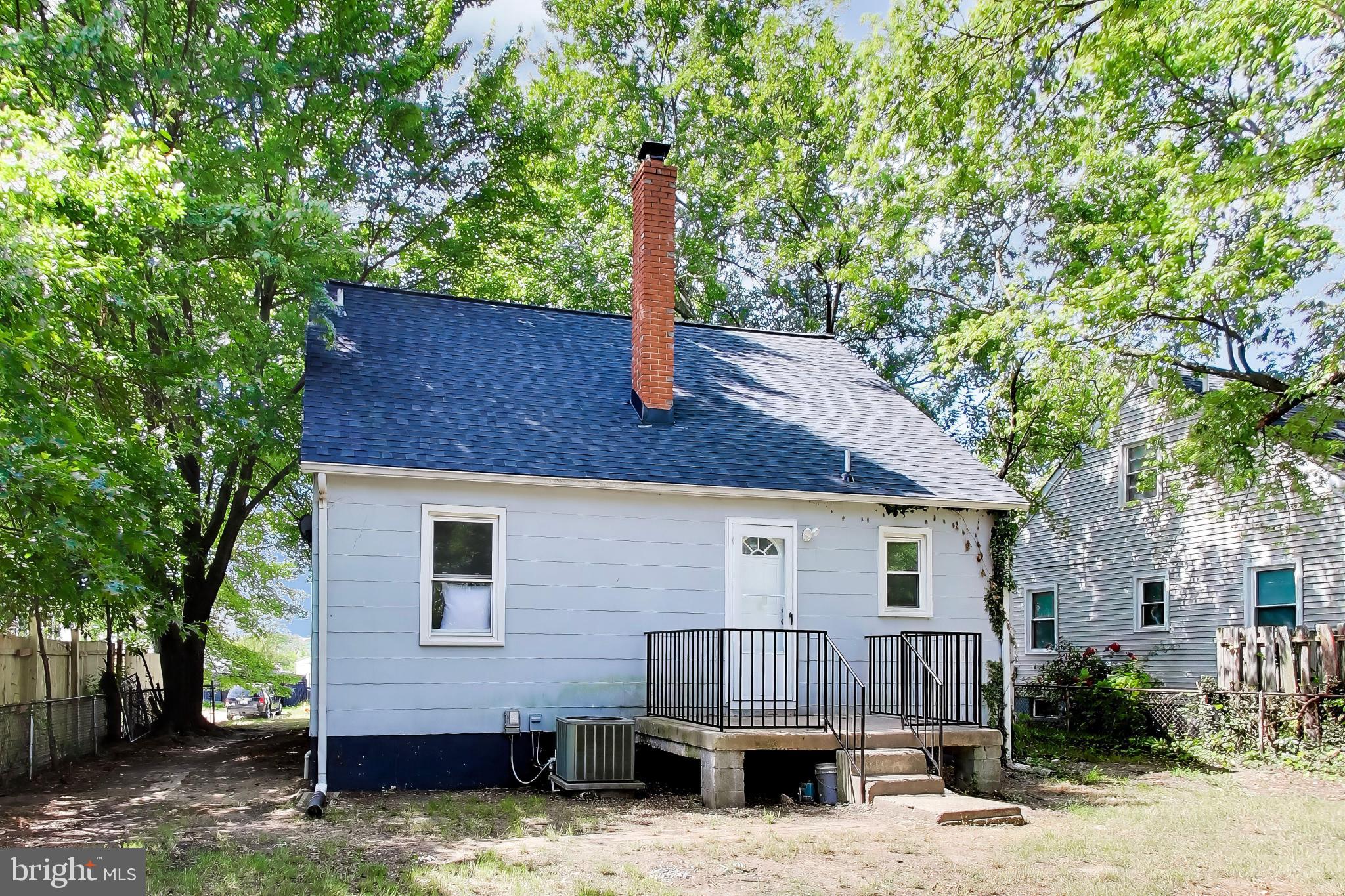 DISTRICT HEIGHTS - Residential