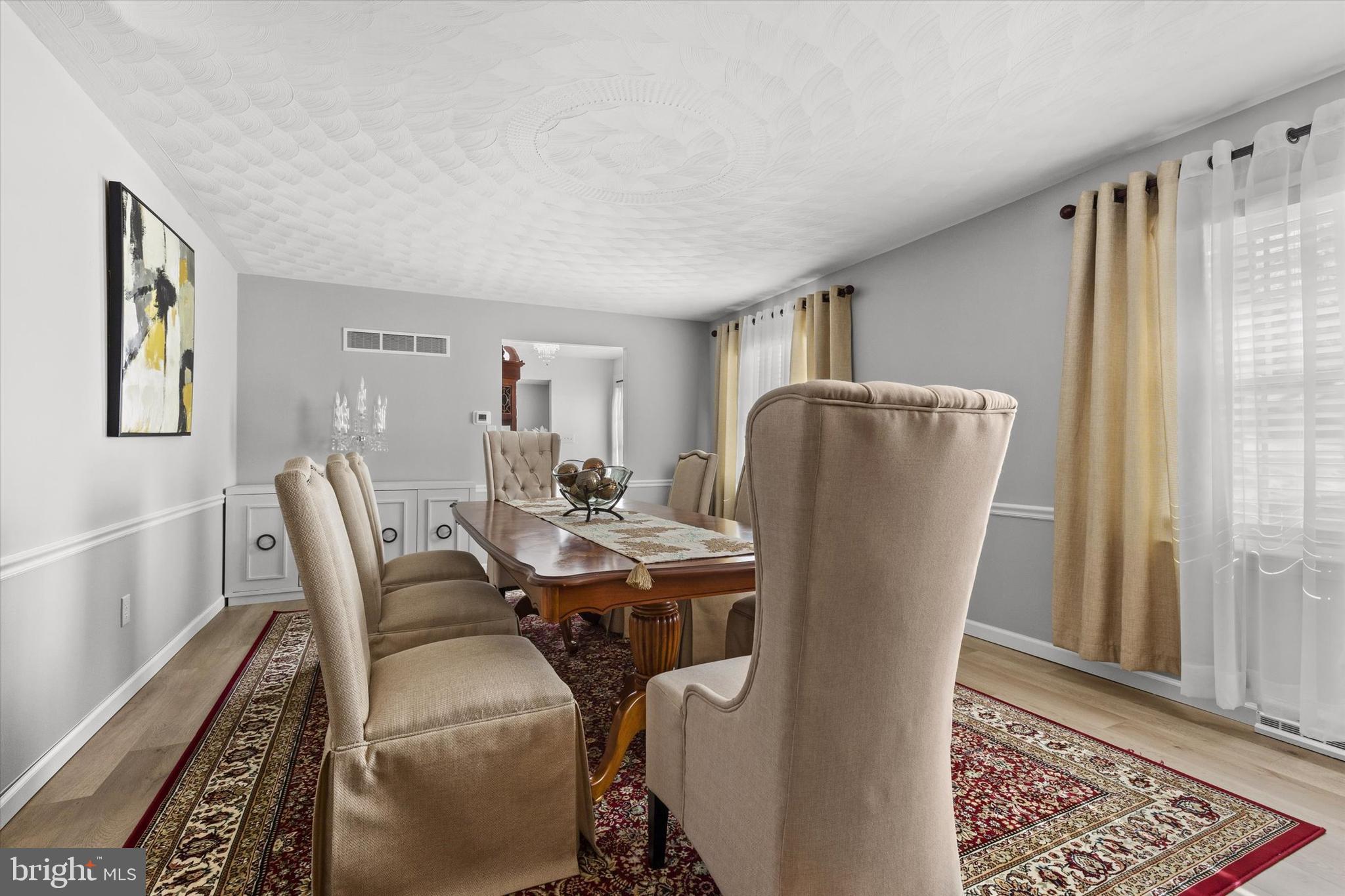 SHERWOOD FOREST - Residential