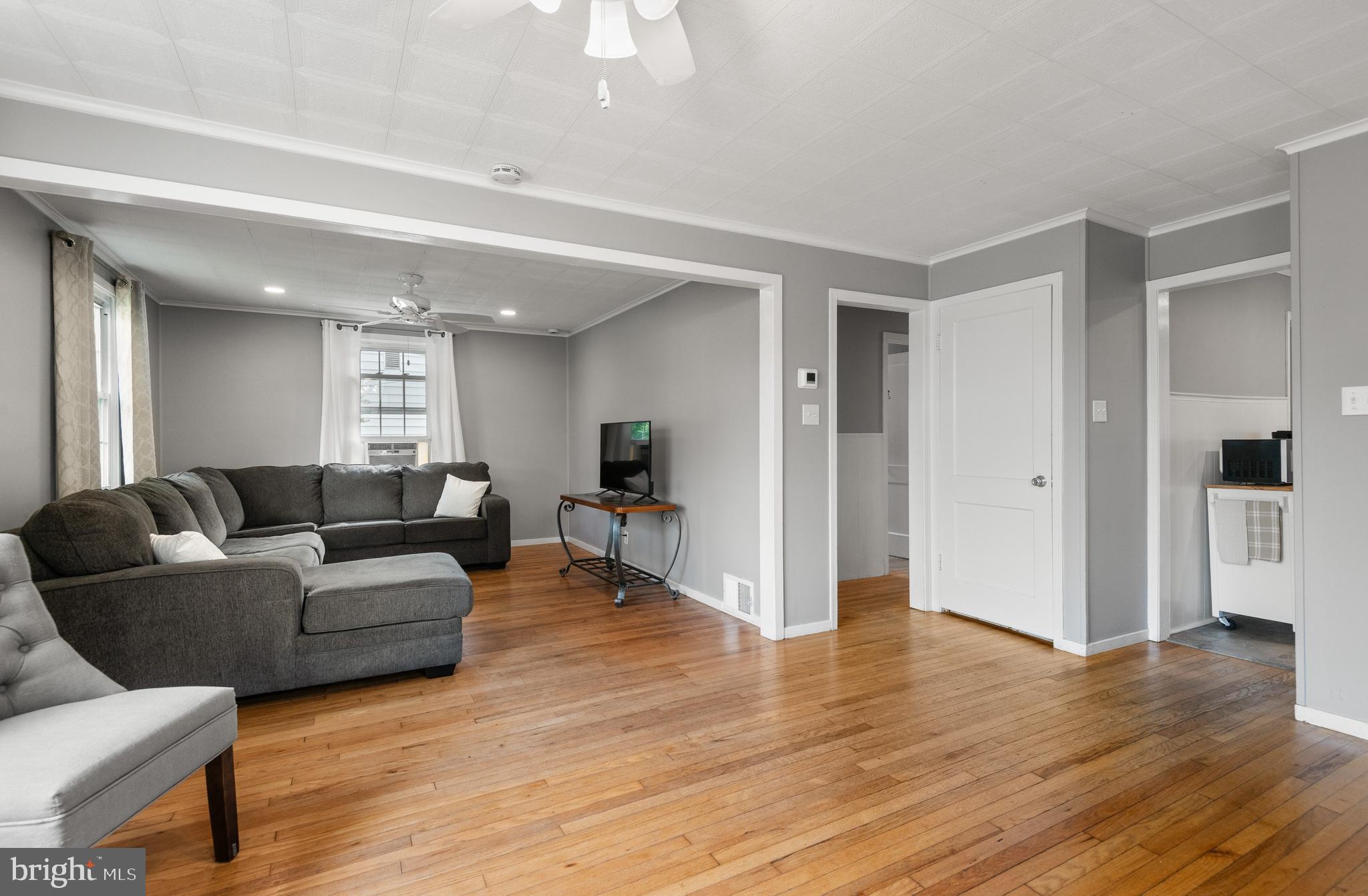 BLACK HORSE - Residential