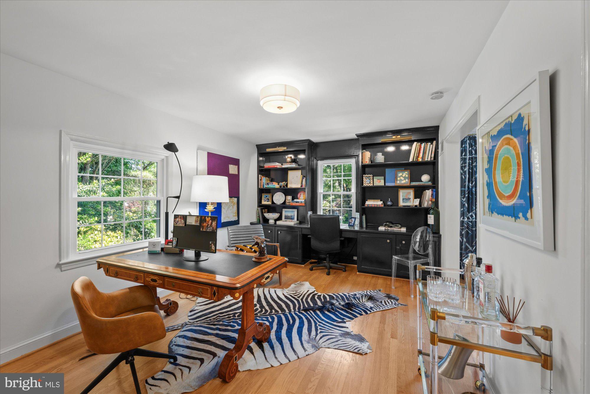 WOODACRES - Residential