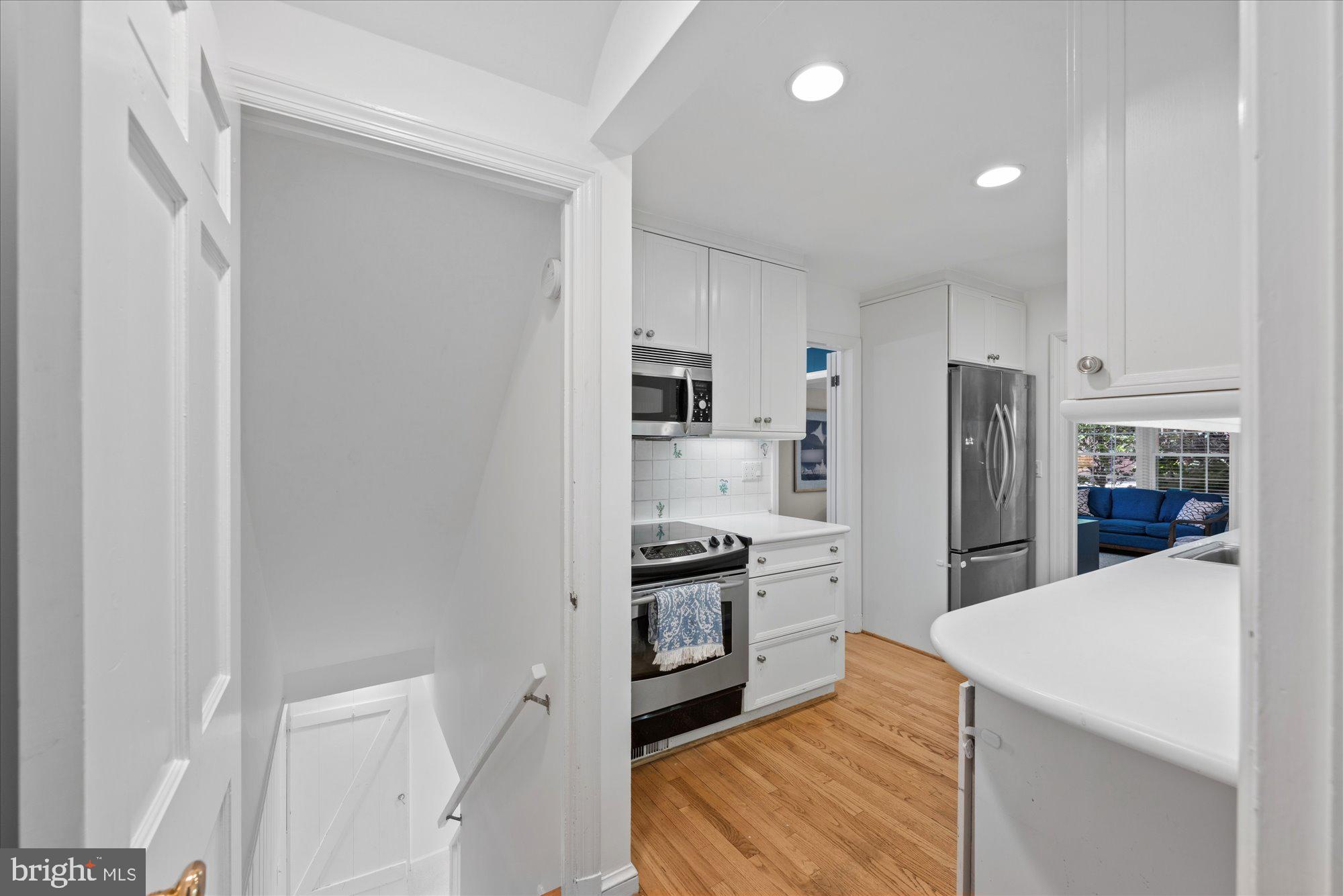 WOODACRES - Residential