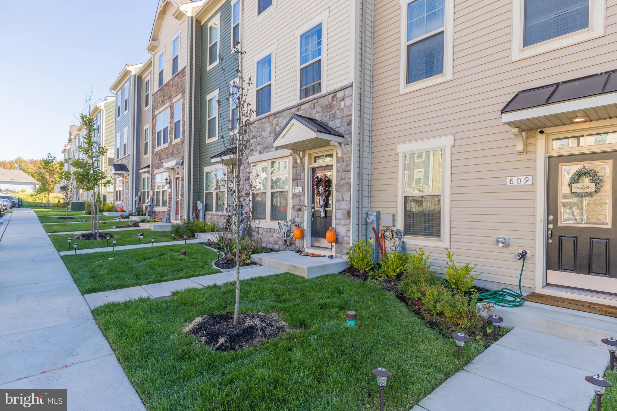 TANYARD COVE - Residential Lease