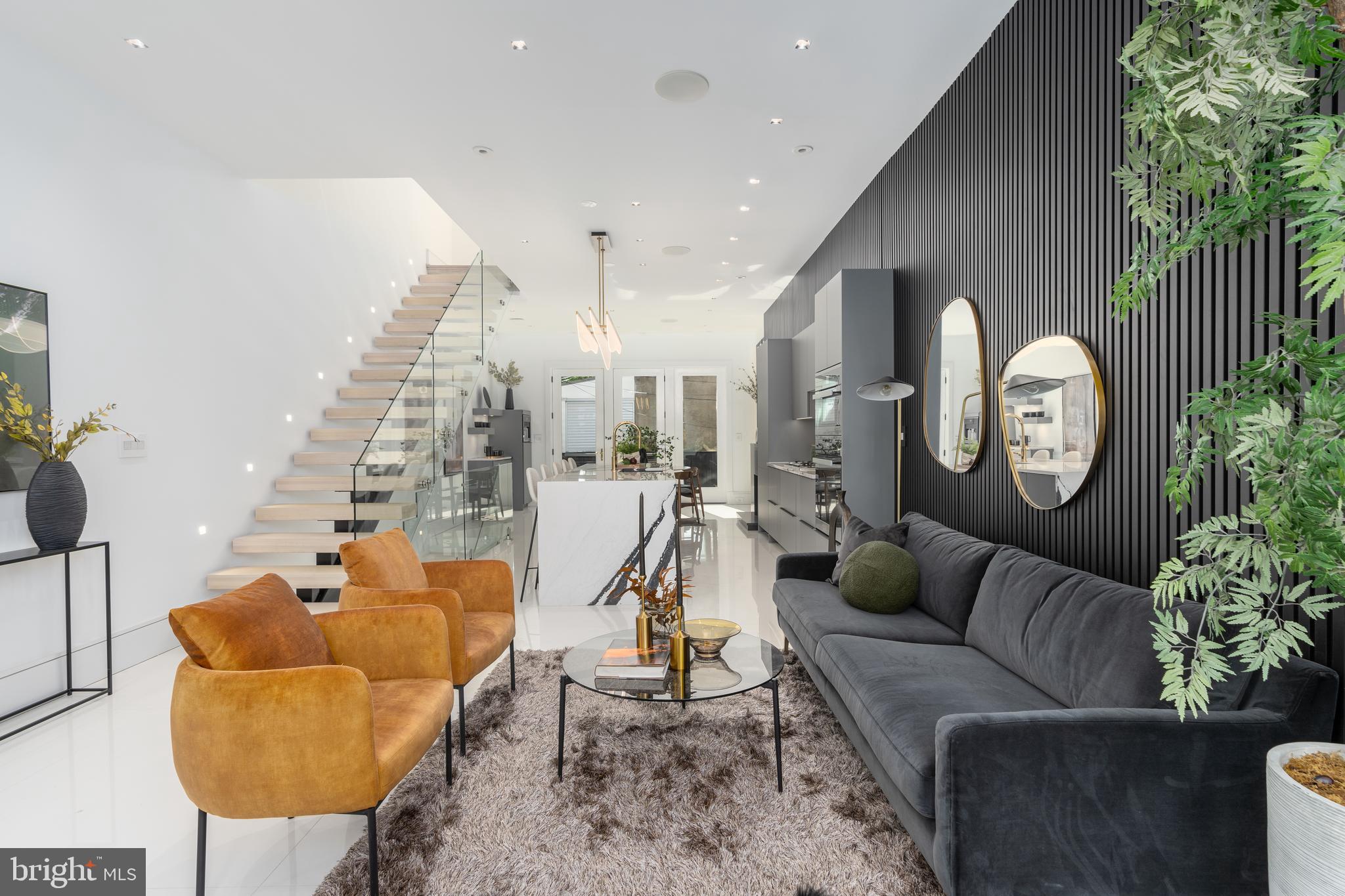 LOGAN - Residential
