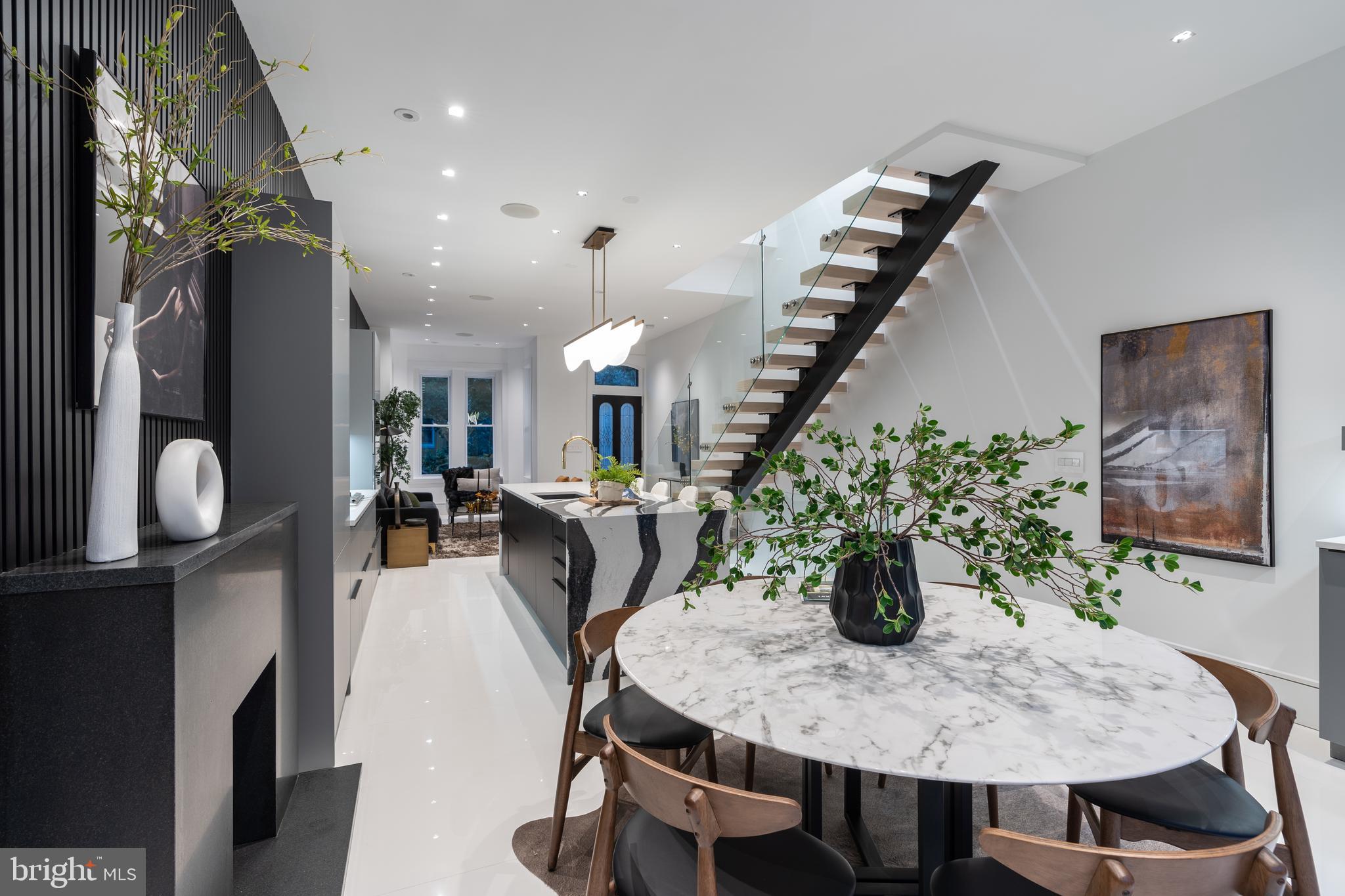 LOGAN - Residential
