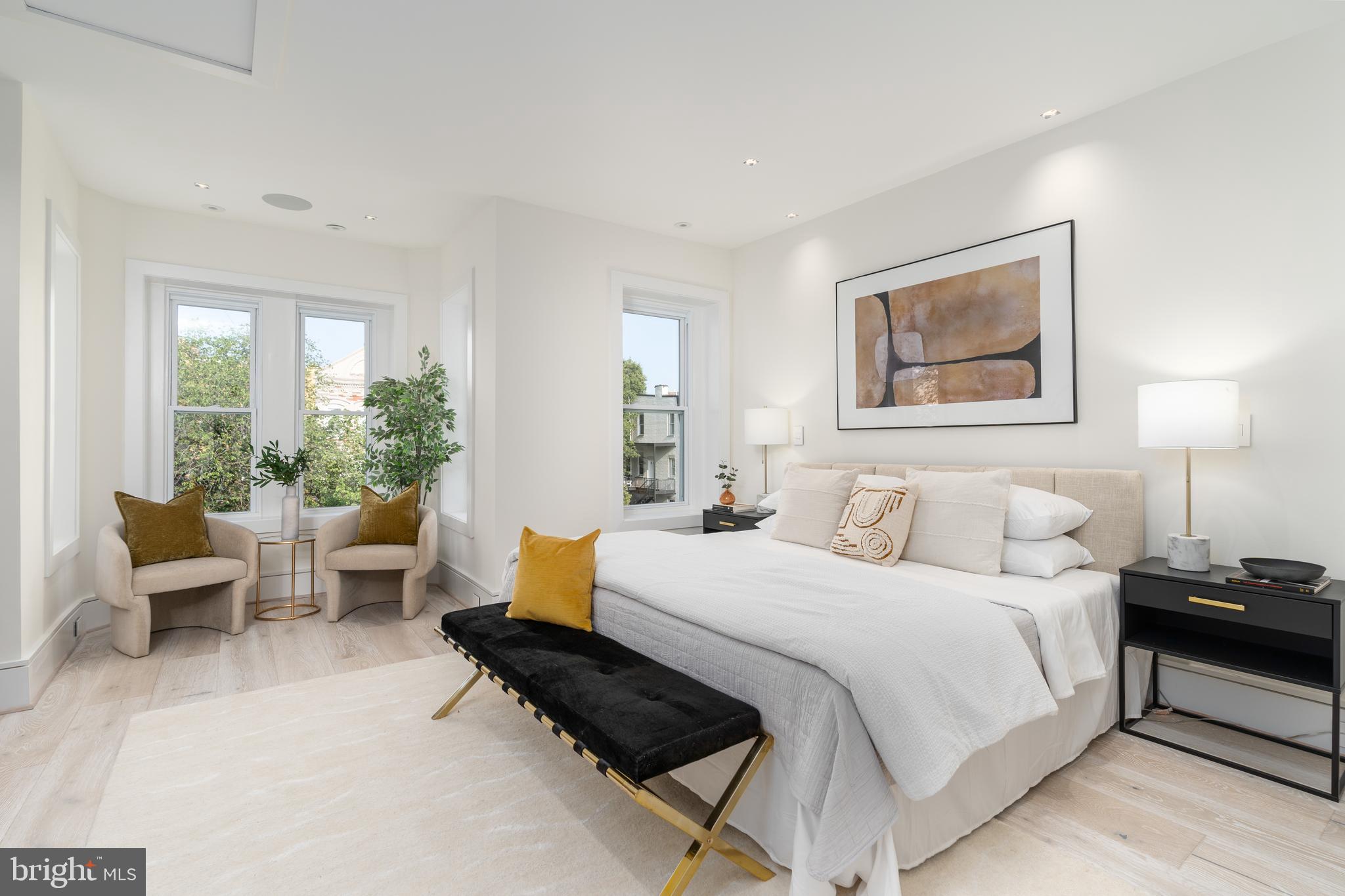 LOGAN - Residential