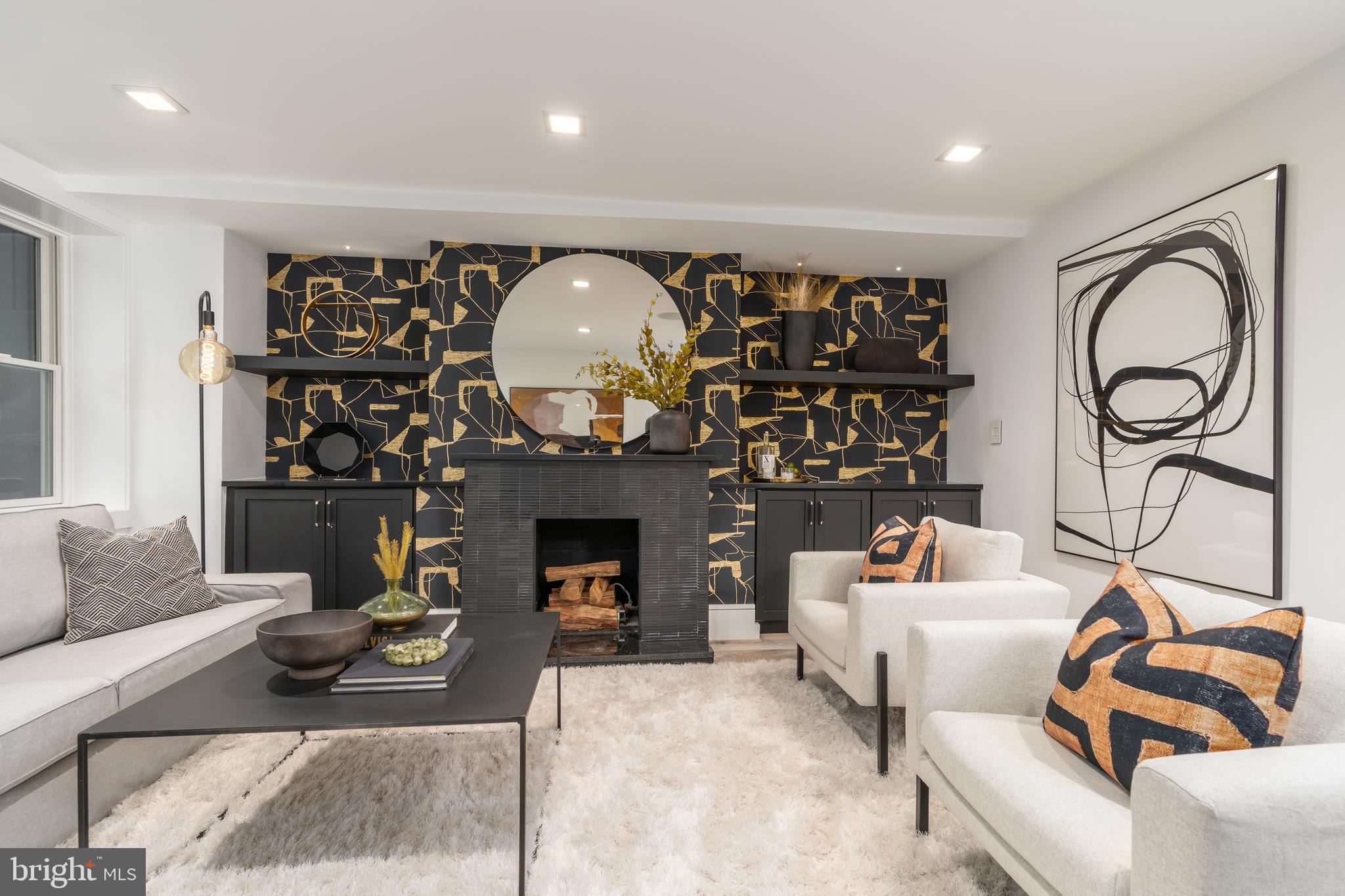 LOGAN - Residential