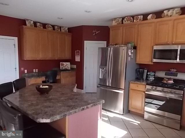 WOODRIDGE HUNT - Residential