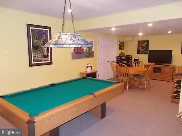 WOODRIDGE HUNT - Residential