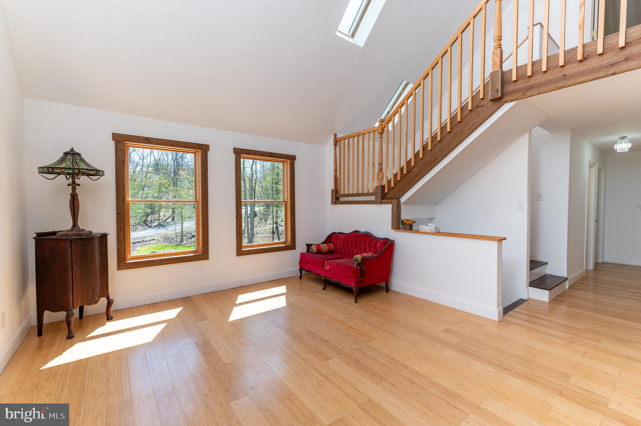 GLENOAK FOREST - Residential